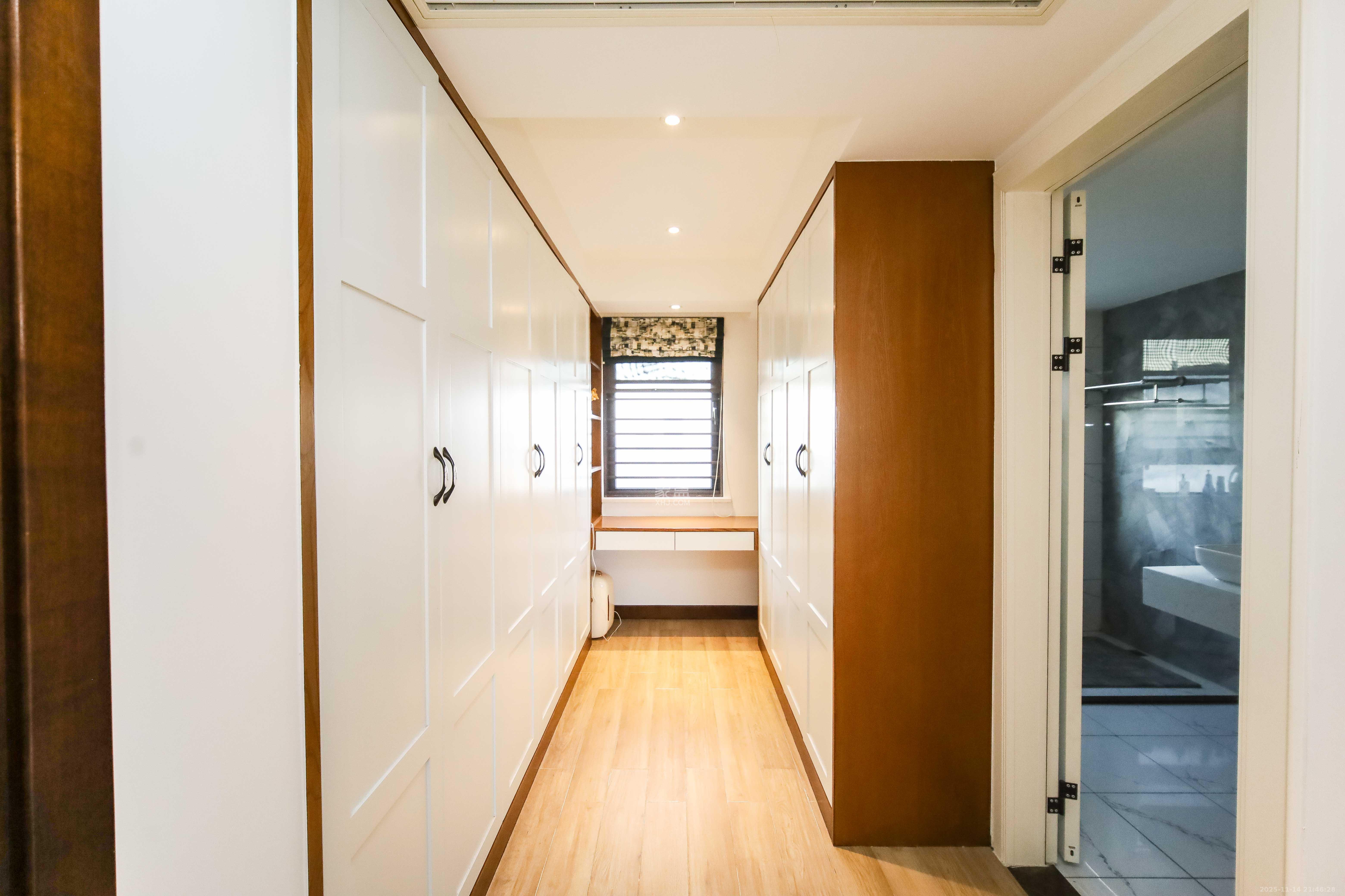 万科金域蓝湾 4室2厅2卫 550.0万 万科金域蓝湾 4室2厅2卫 550.0万其他