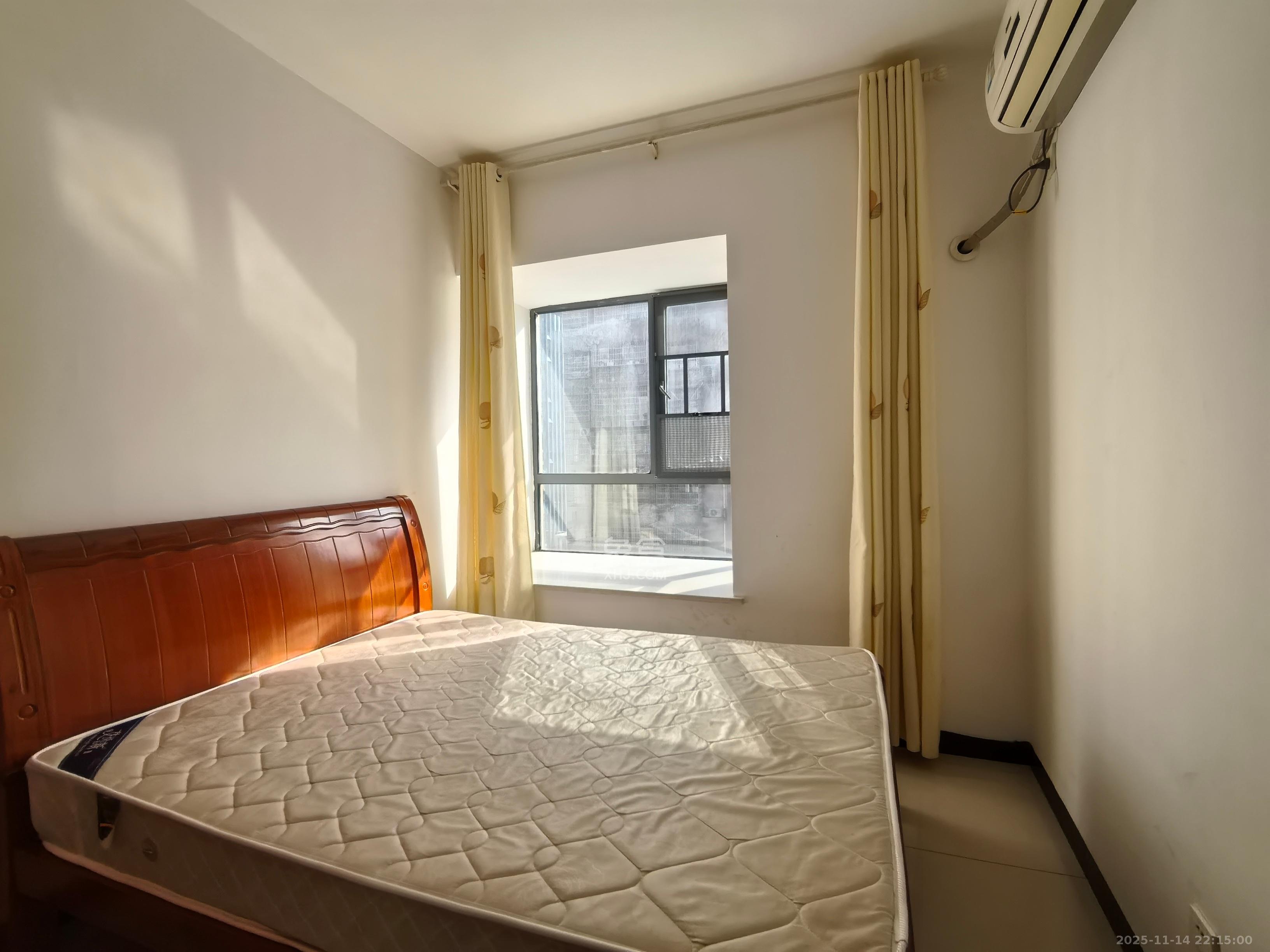 茶山馨苑  2室2厅1卫    2400.0元/月室内图