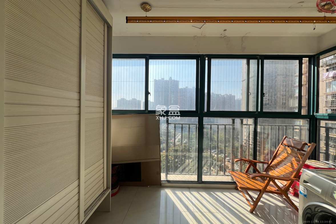 绿洲花园 3室2厅2卫 2580.0元/月 绿洲花园 3室2厅2卫 2580.0元/月室内图