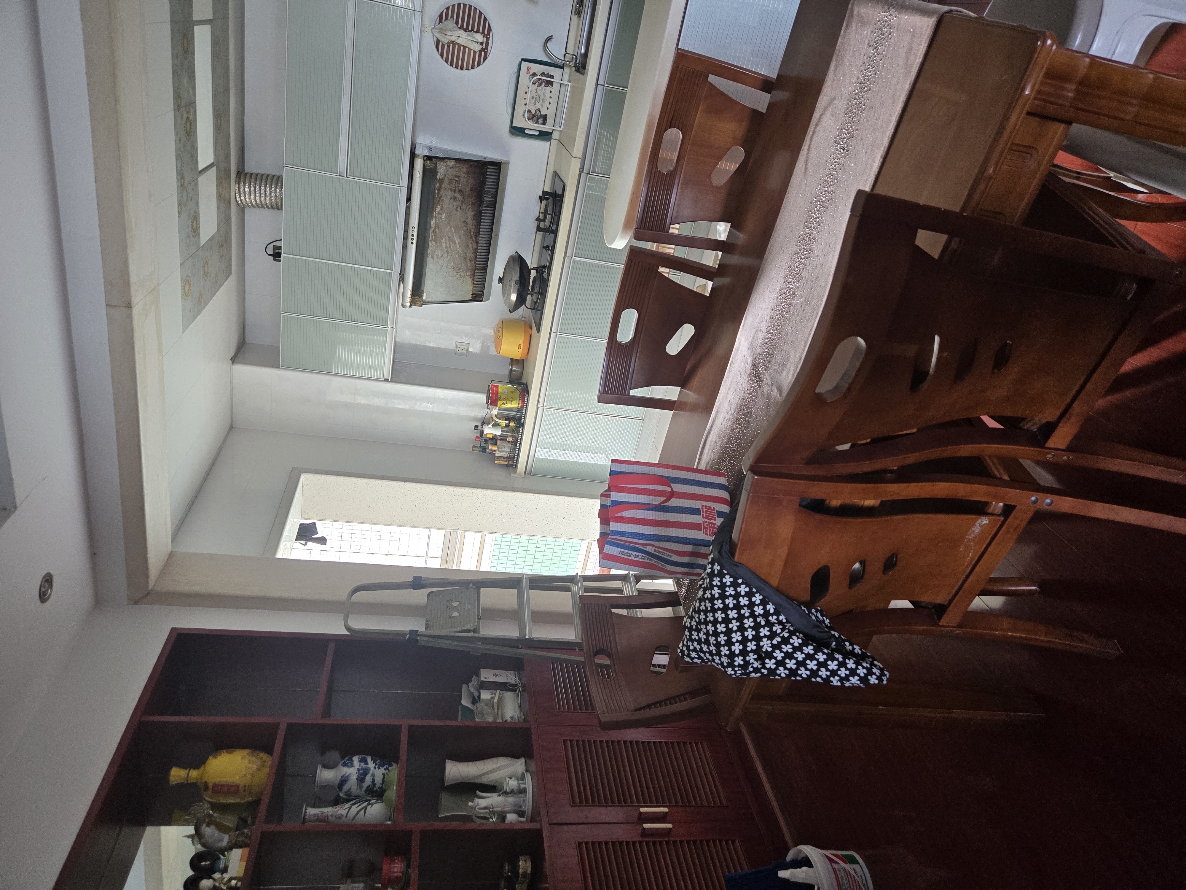 禧诚月畔湾  1室0厅0卫    2000.0元/月室内图