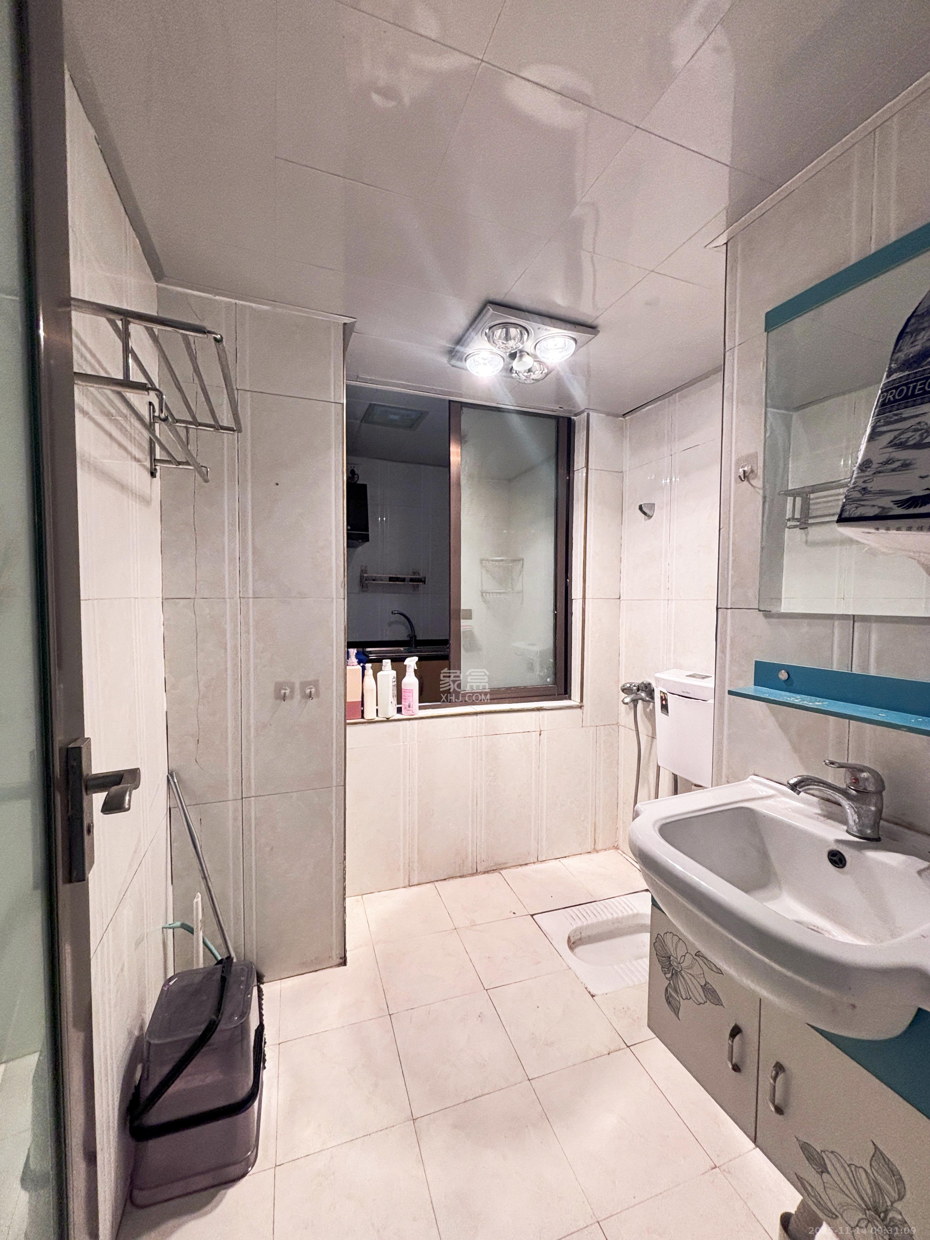 君悦紫园  1室0厅1卫    2200.0元/月室内图