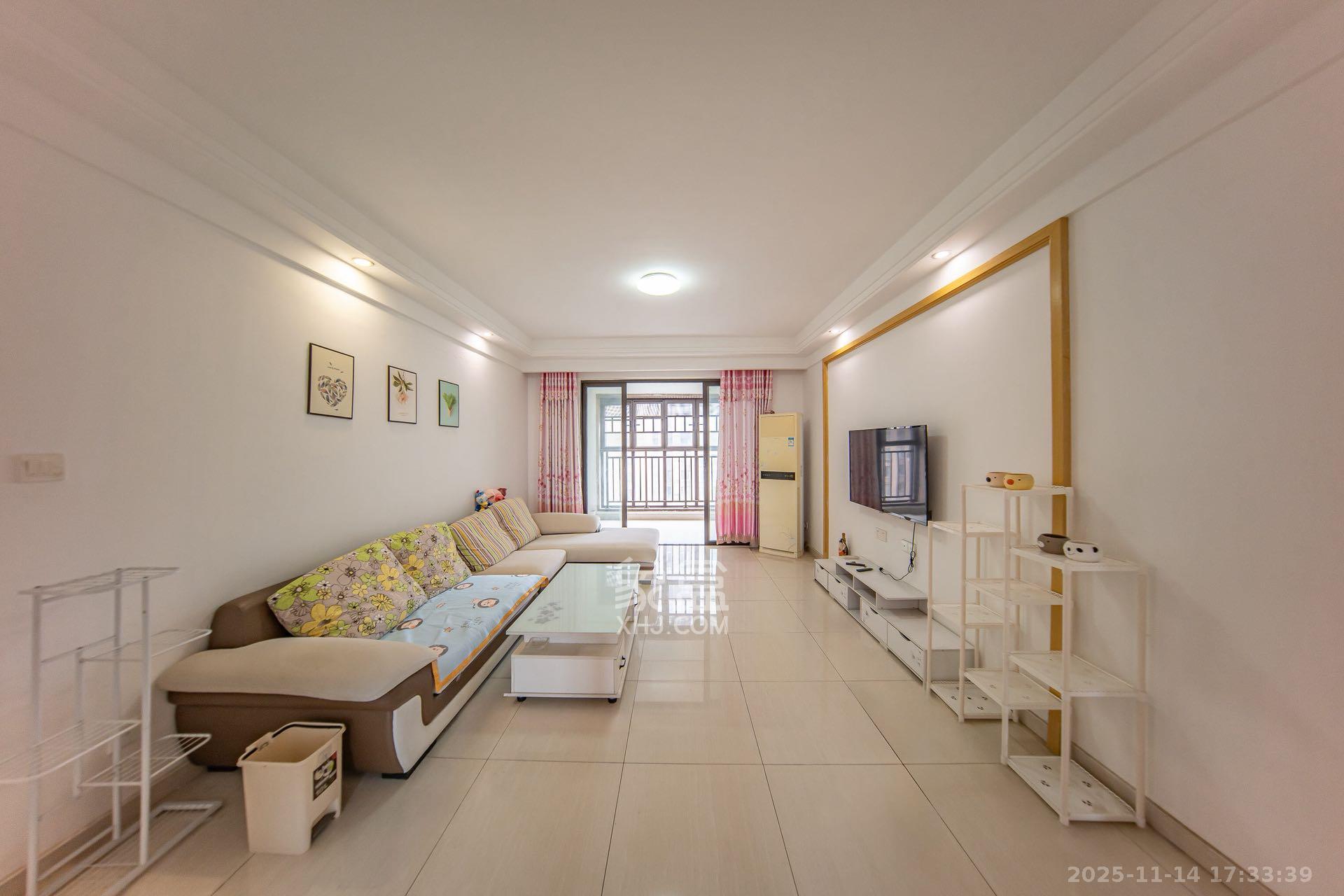 中海国际四期  3室2厅2卫    2300.0元/月室内图