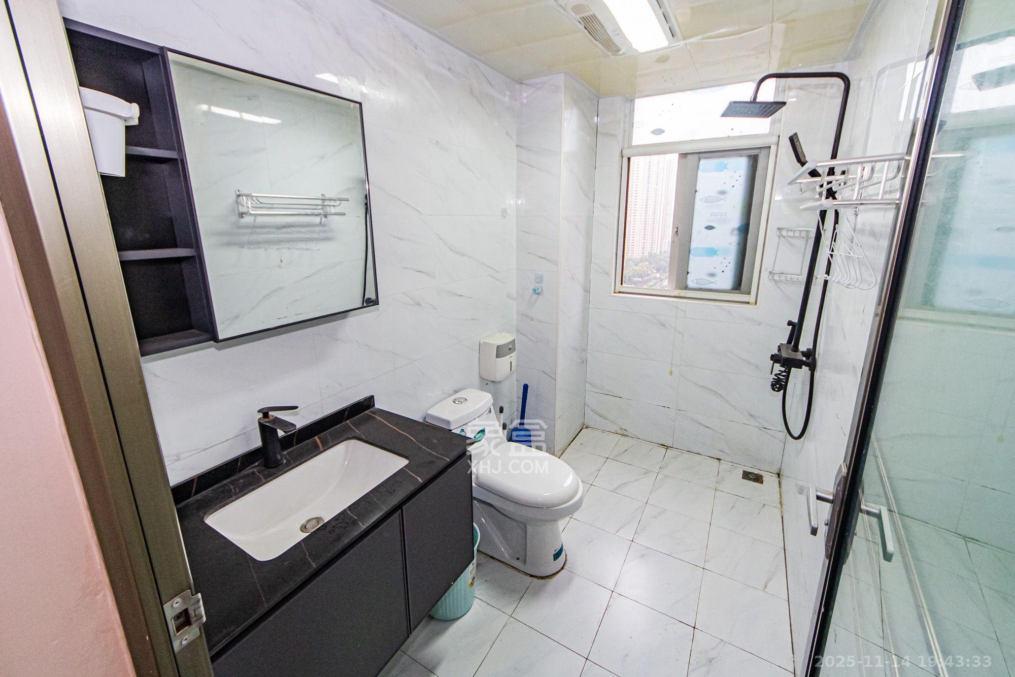 北辰三角洲C2区  3室1厅2卫    3800.0元/月室内图