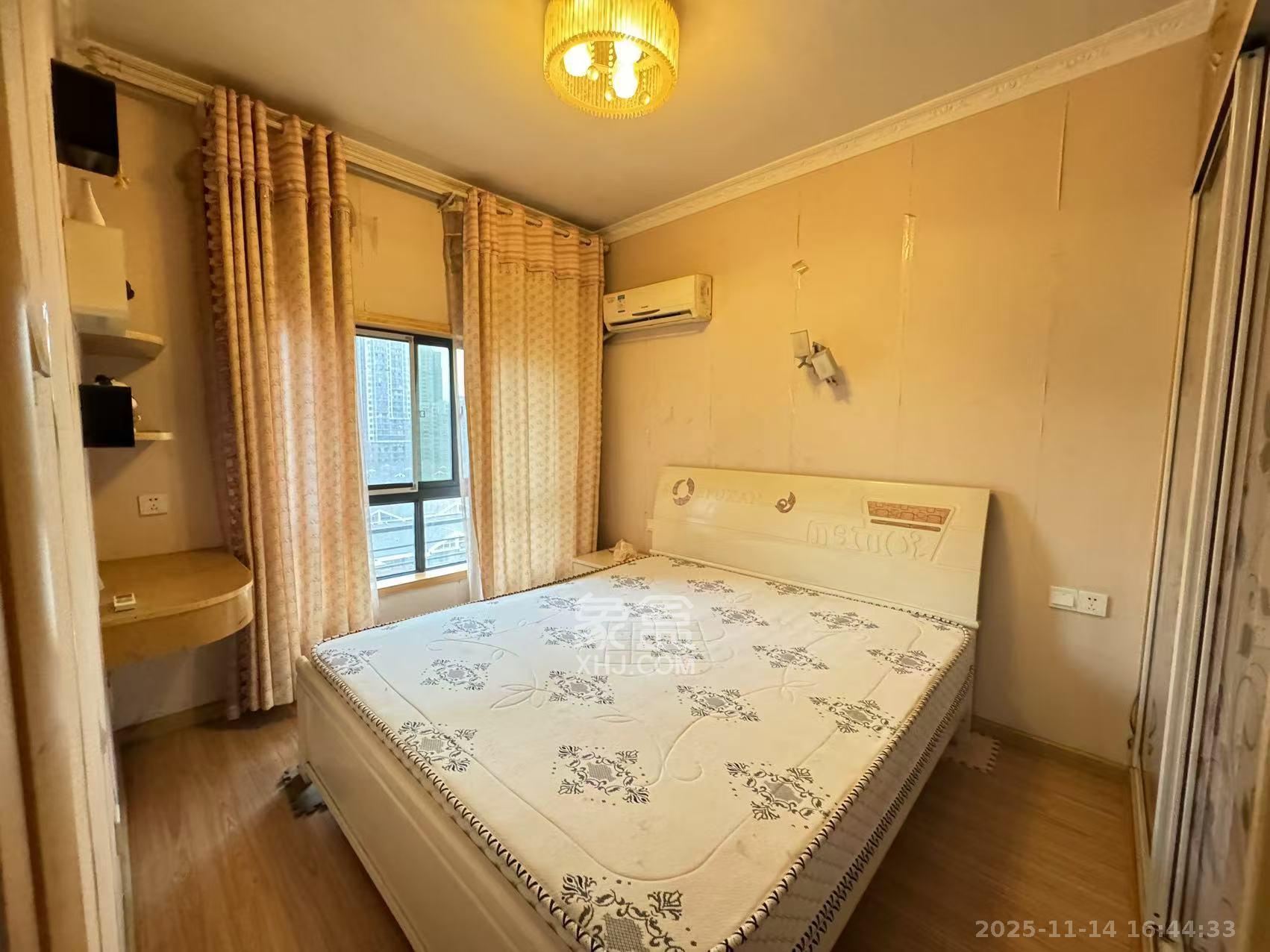 花样年华  1室1厅1卫    1500.0元/月室内图