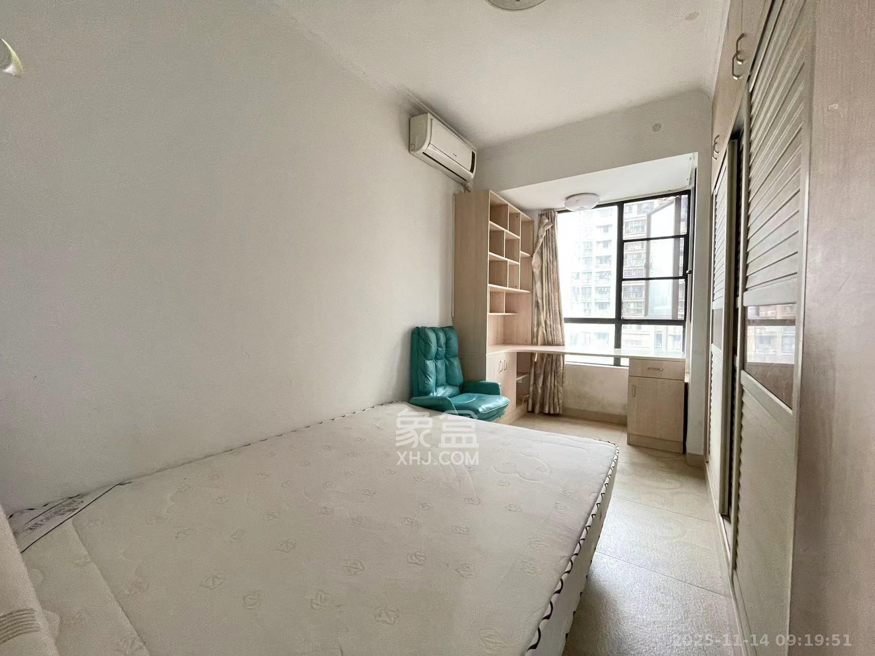 百纳广场（百纳公寓）  3室1厅1卫    3000.0元/月室内图