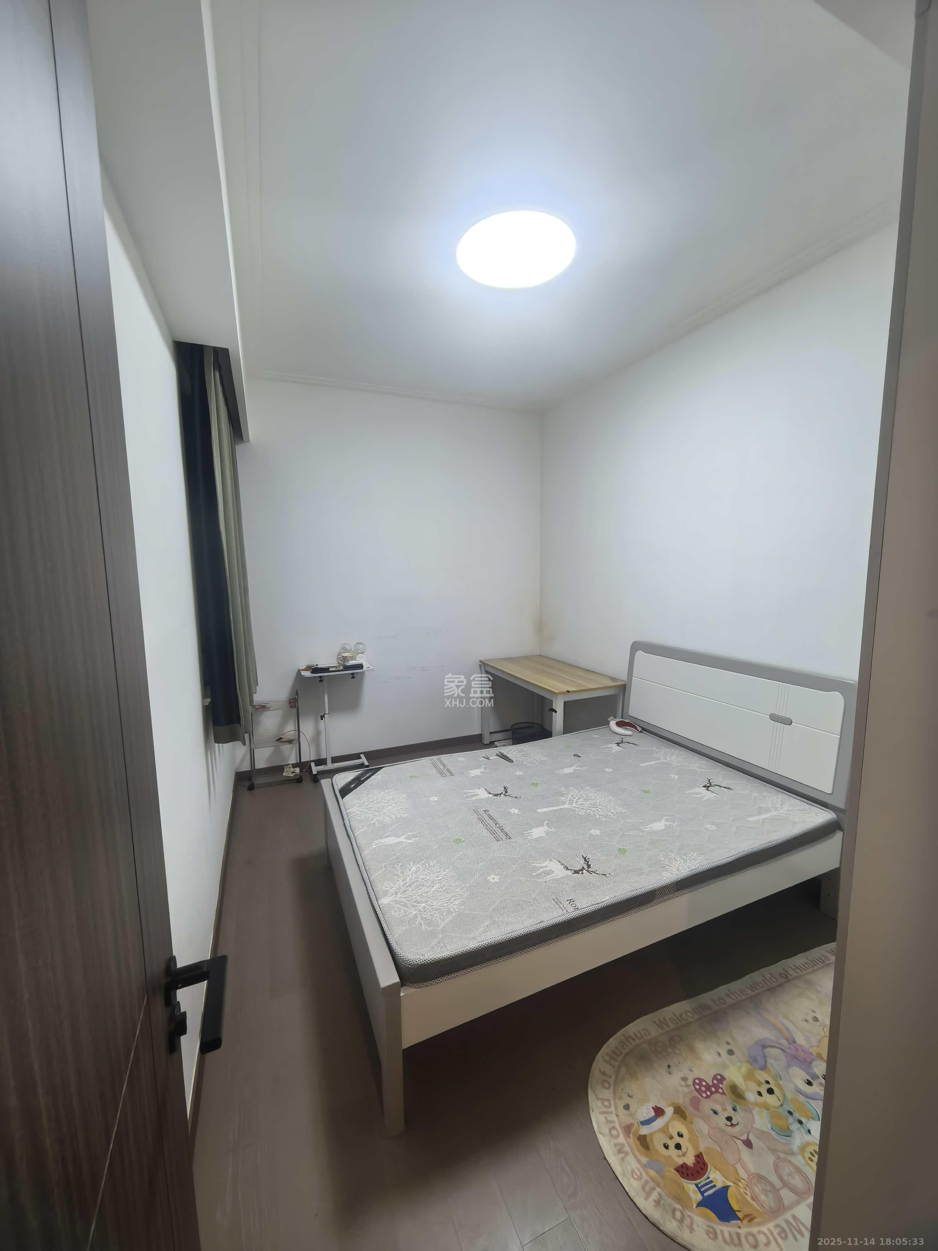 绿地V岛 3室2厅1卫 3400.0元/月 绿地V岛 3室2厅1卫 3400.0元/月室内图