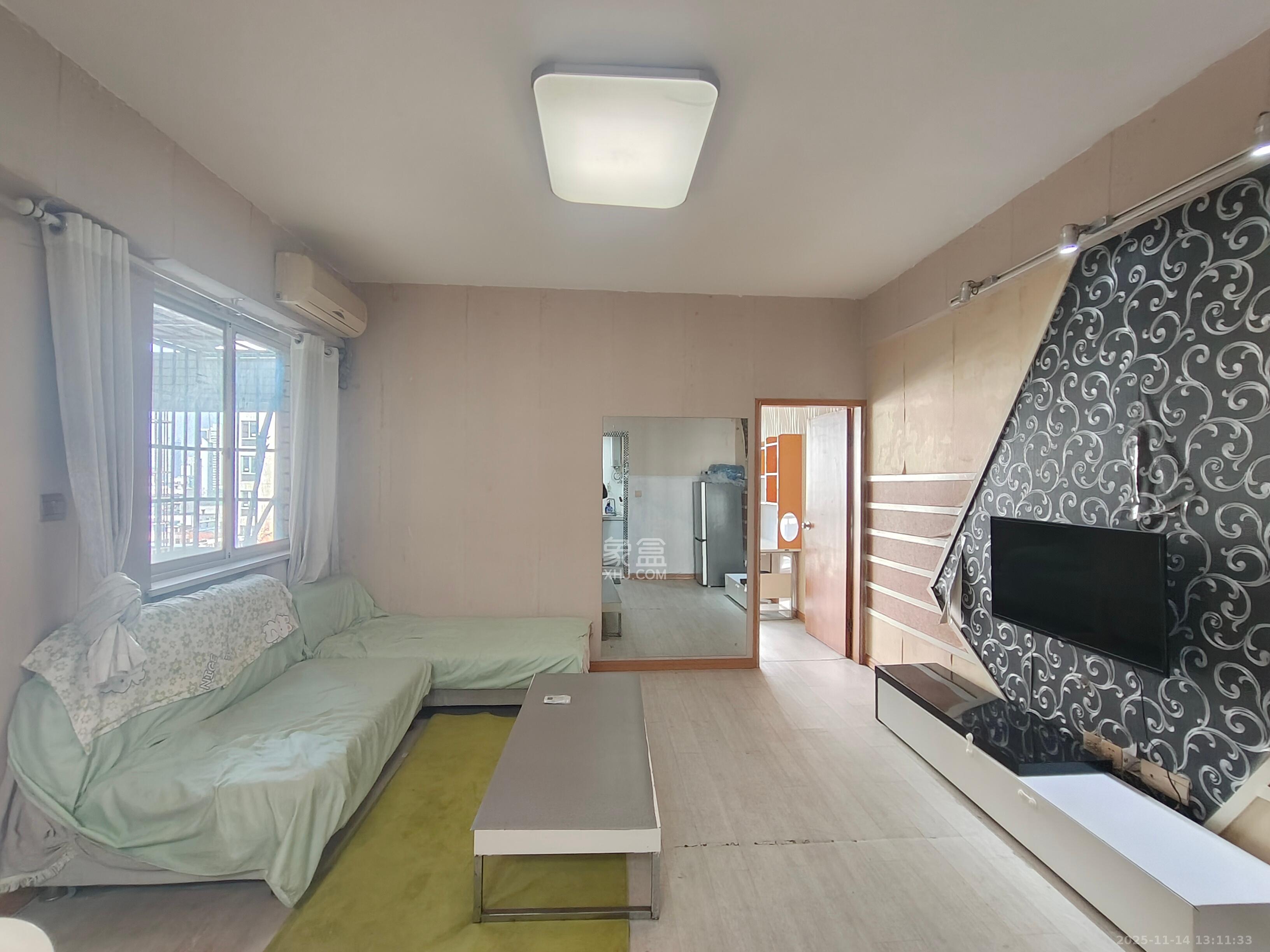 朝阳银座 1室1厅1卫 1700.0元/月 朝阳银座 1室1厅1卫 1700.0元/月室内图