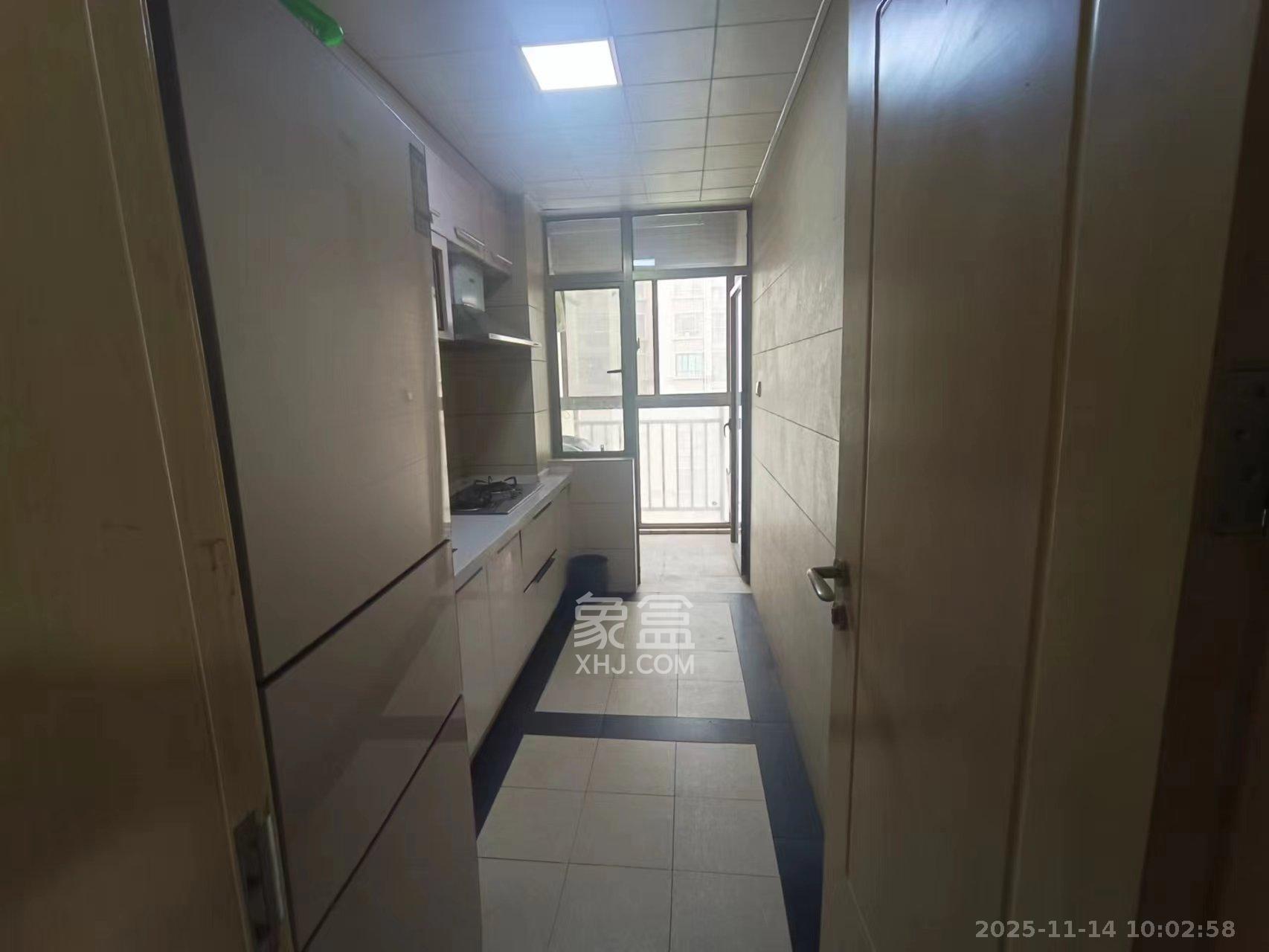 江山帝景雅典  3室2厅1卫    2100.0元/月室内图