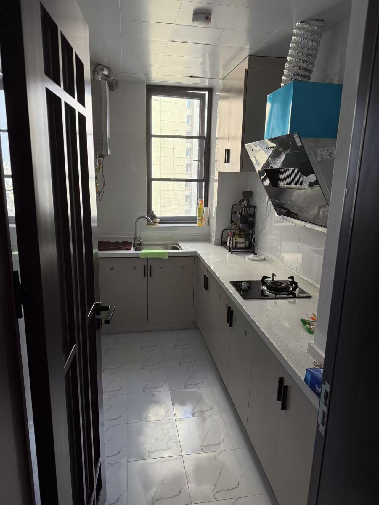 天街华府（海南新天地）  2室2厅1卫    3200.0元/月室内图