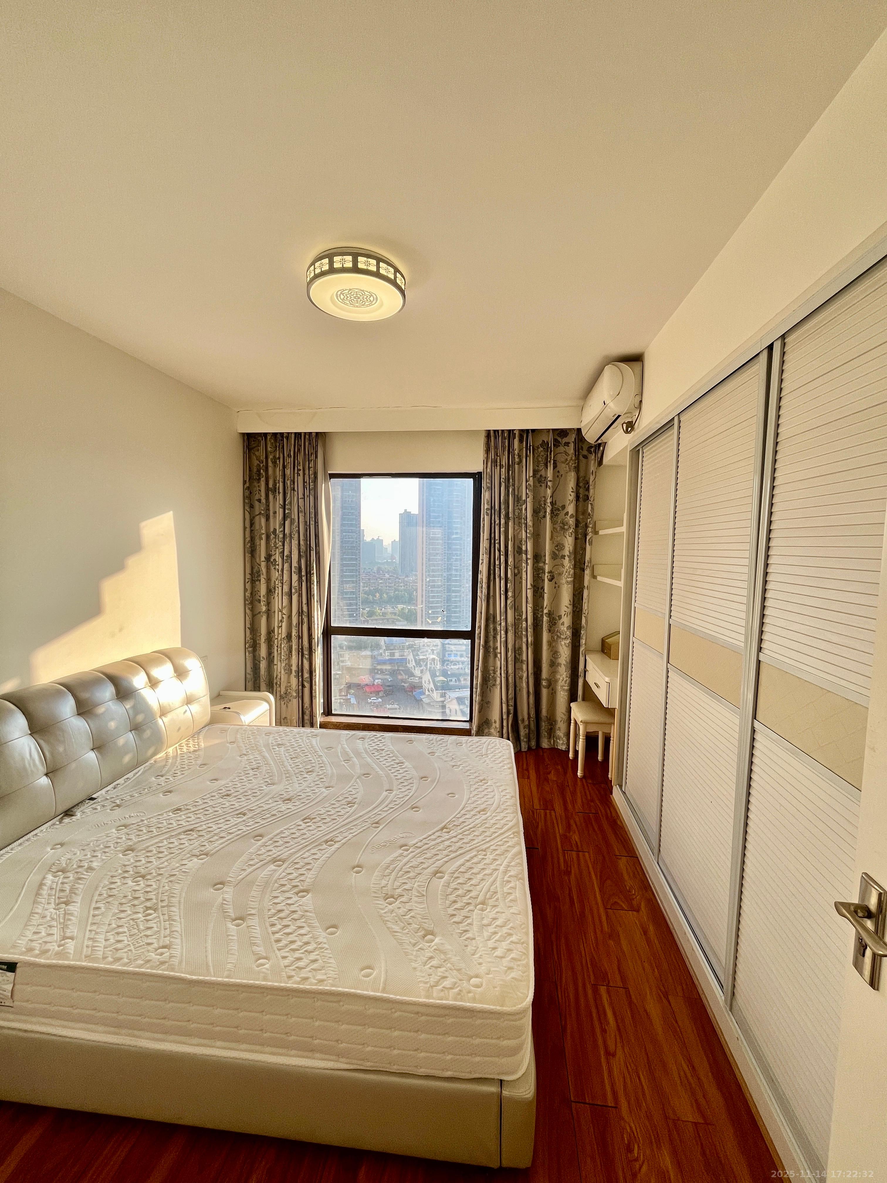 海洋半岛（月珑湾）  3室2厅1卫    2600.0元/月室内图