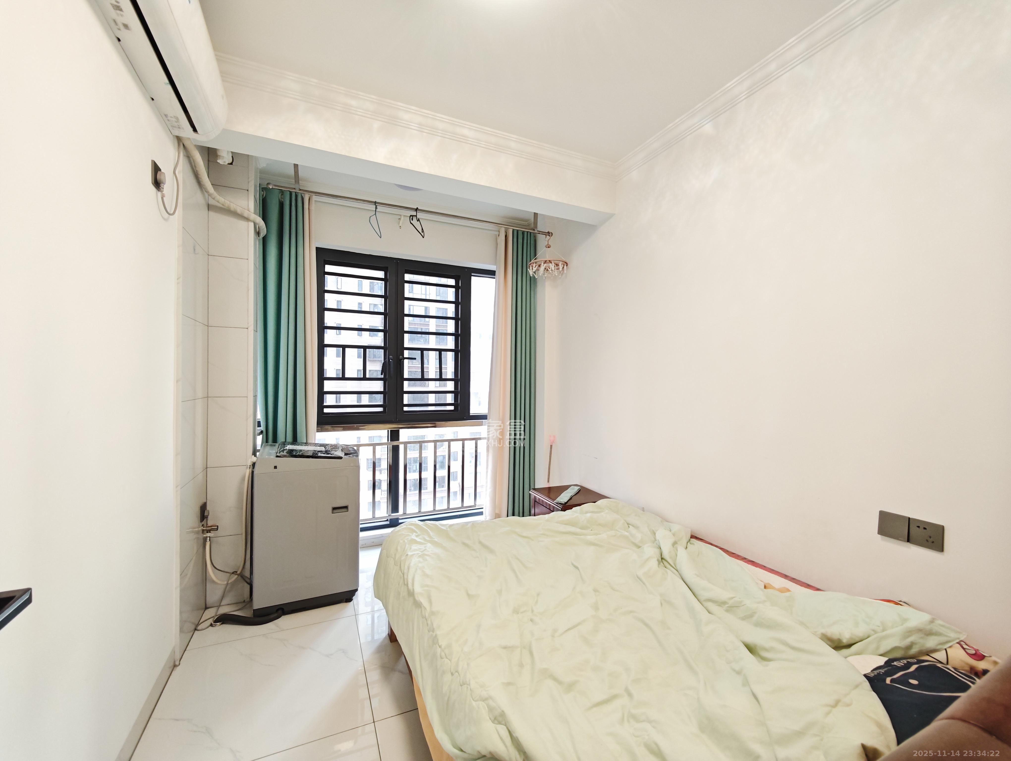 长房明宸府  1室0厅0卫    45.0万卧室