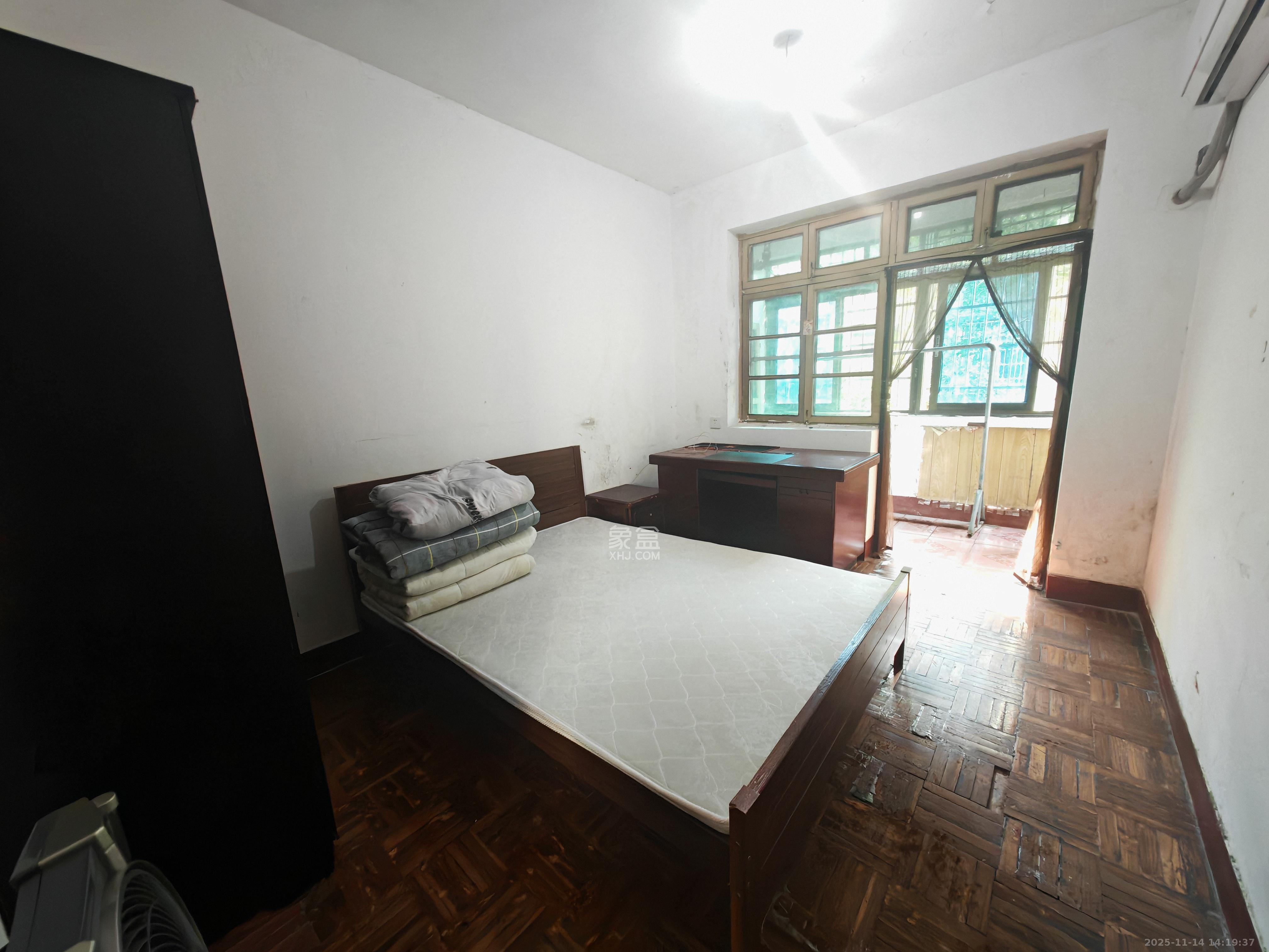 王公塘社区  2室1厅1卫    1400.0元/月室内图