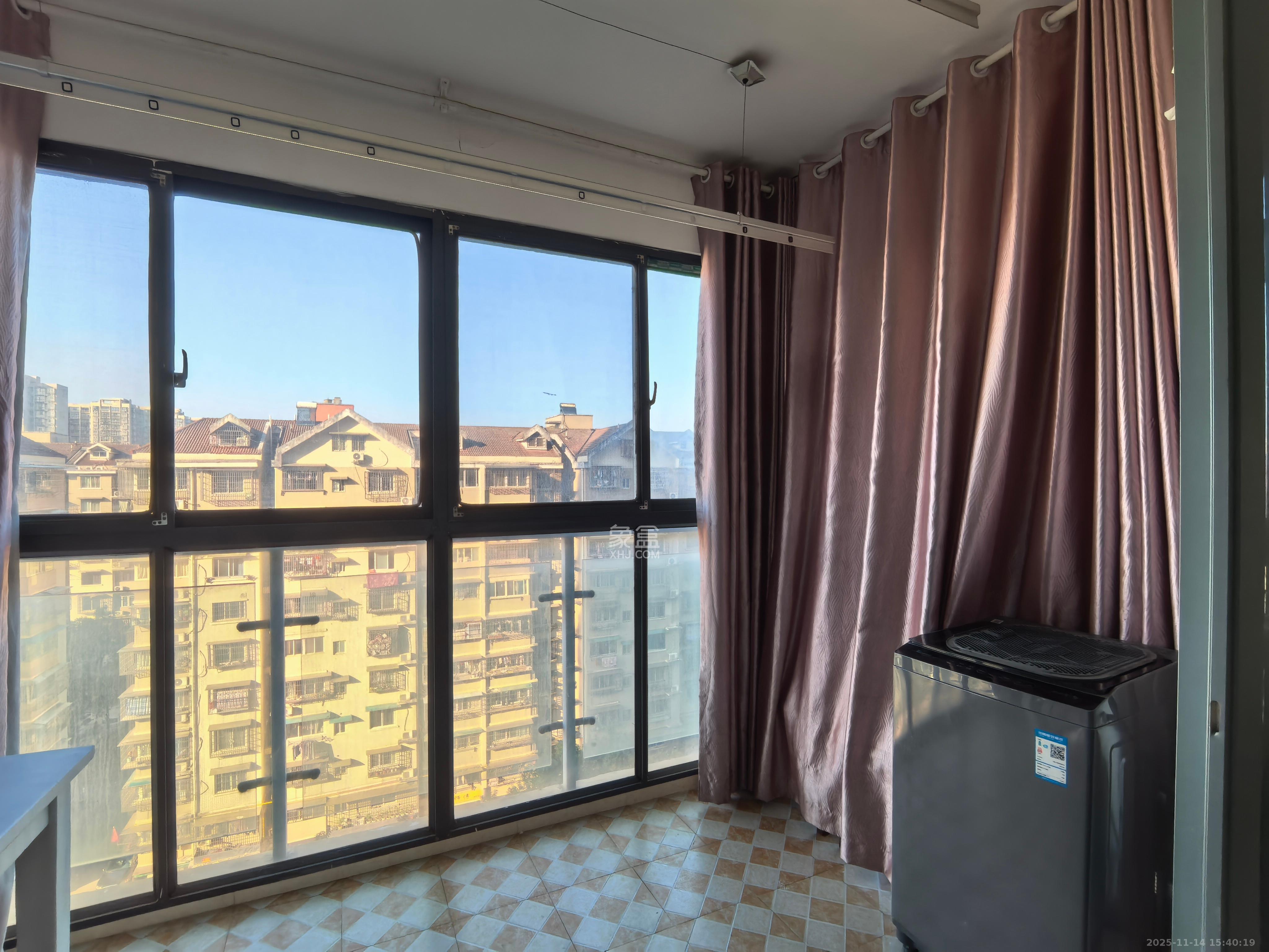 雄新水印廊桥（雄新华府）  1室0厅0卫    1400.0元/月室内图