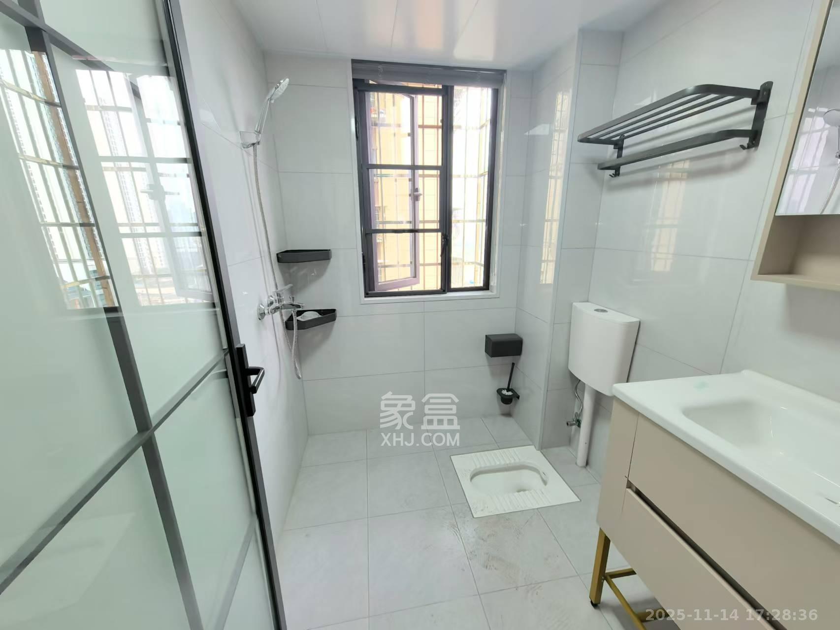 伊景园滨河苑 3室1厅1卫 2400.0元/月 伊景园滨河苑 3室1厅1卫 2400.0元/月室内图