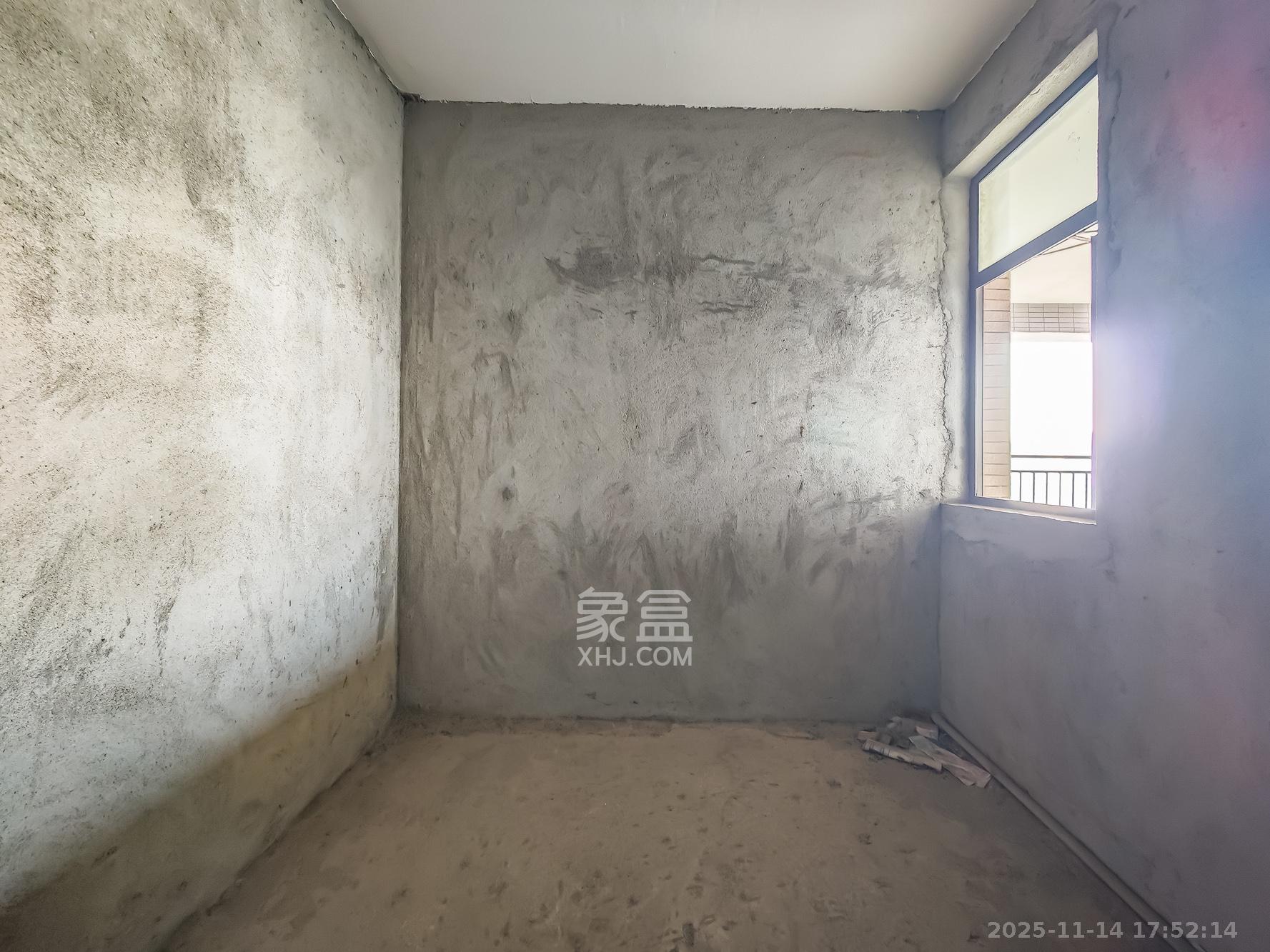 极目楚天 4室2厅2卫 90.0万 极目楚天 4室2厅2卫 90.0万其他