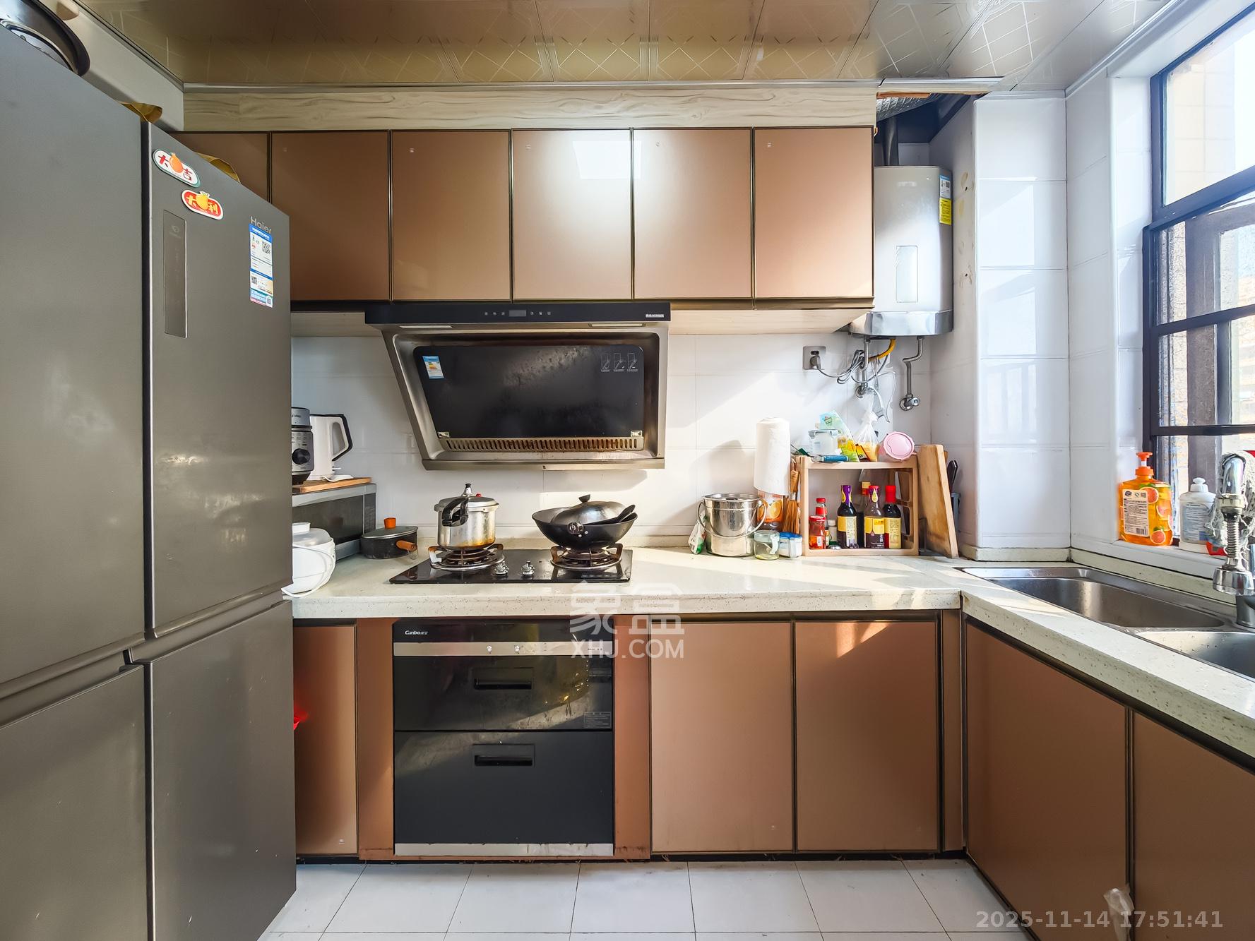 山语城二期 3室2厅1卫 80.0万 山语城二期 3室2厅1卫 80.0万厨房