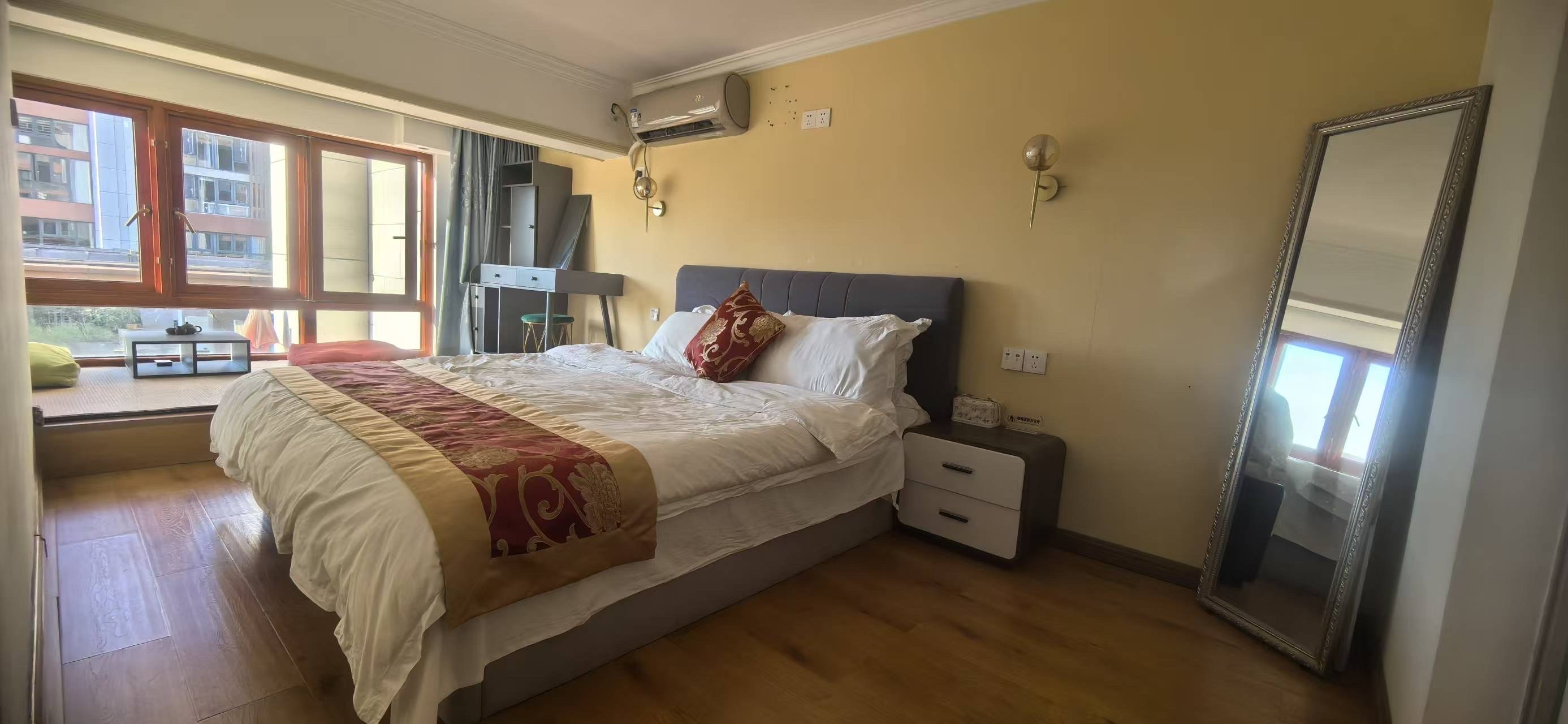 鲁能海蓝公馆  3室2厅2卫    2900.0元/月室内图