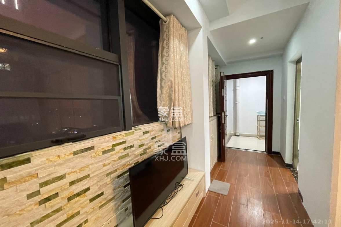 第六都(陆都小区) 1室1厅1卫 1700.0元/月 第六都(陆都小区) 1室1厅1卫 1700.0元/月室内图