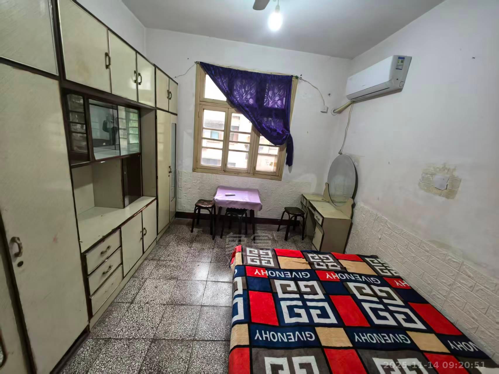 红旗北路散盘  2室1厅1卫    550.0元/月室内图