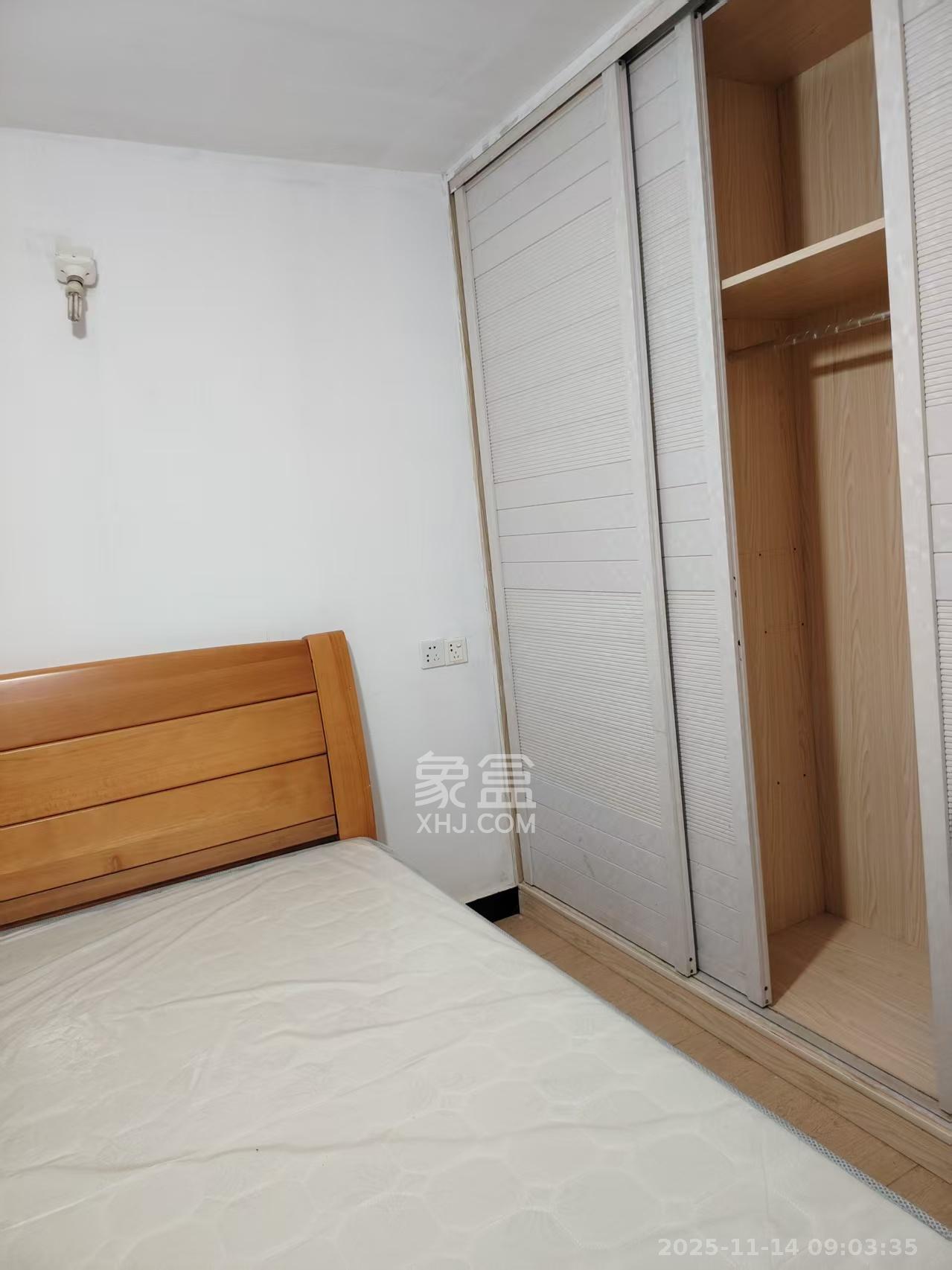 新星小区  2室1厅1卫    1200.0元/月室内图