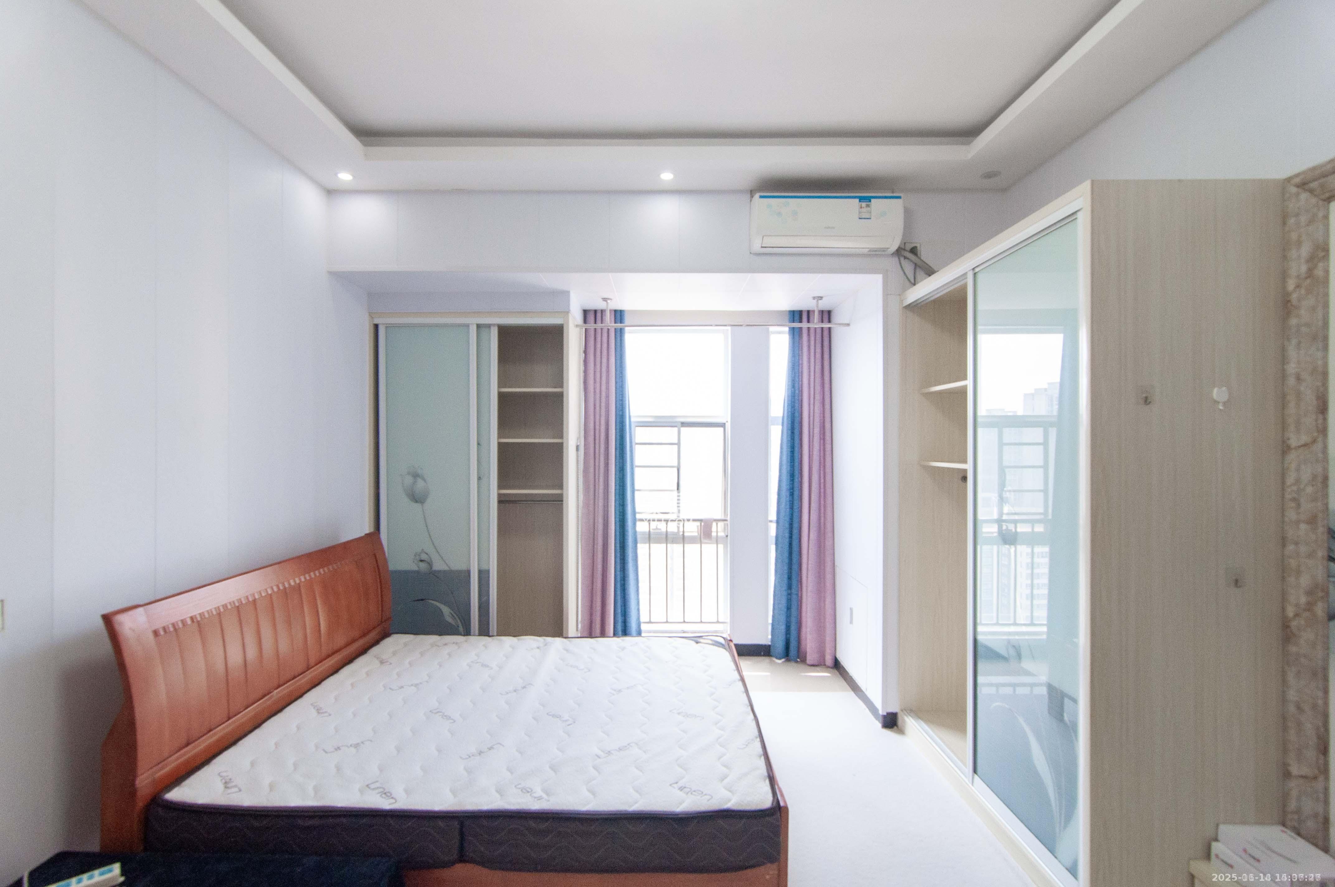 恒泰广场  1室1厅1卫    1500.0元/月室内图