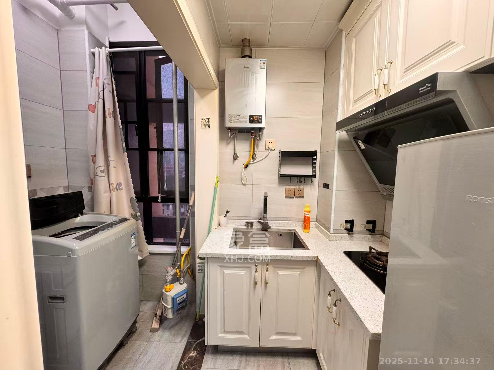 荣悦台 1室1厅1卫 2400.0元/月 荣悦台 1室1厅1卫 2400.0元/月室内图