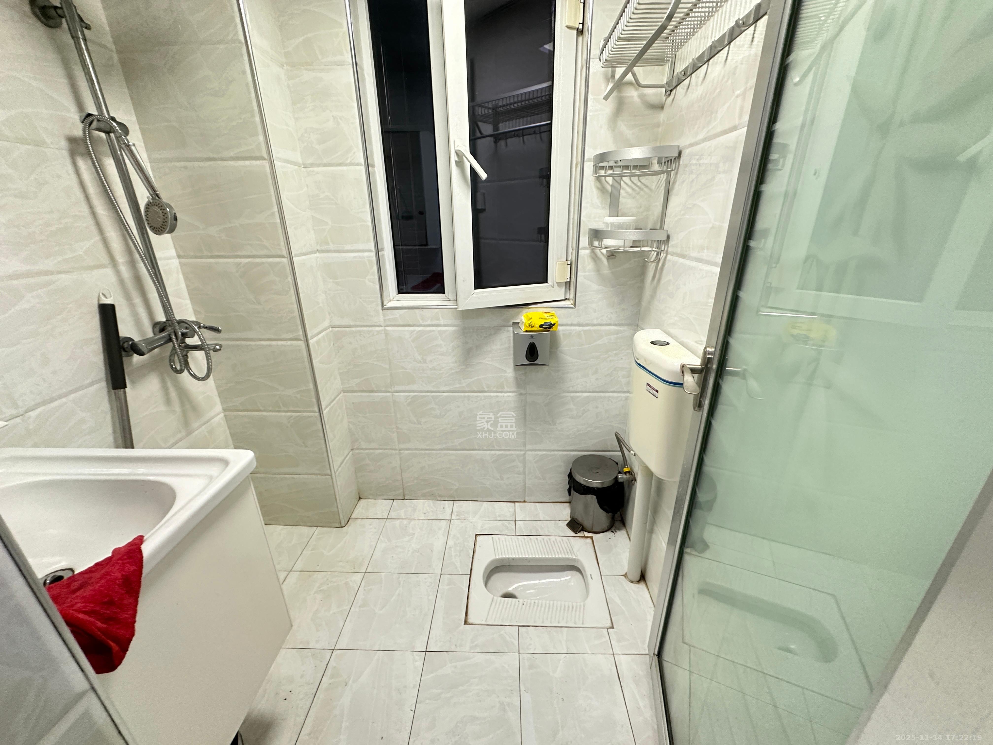 万国城(当代满庭春MOMA)二期 3室2厅1卫 2480.0元/月 万国城(当代满庭春MOMA)二期 3室2厅1卫 2480.0元/月室内图