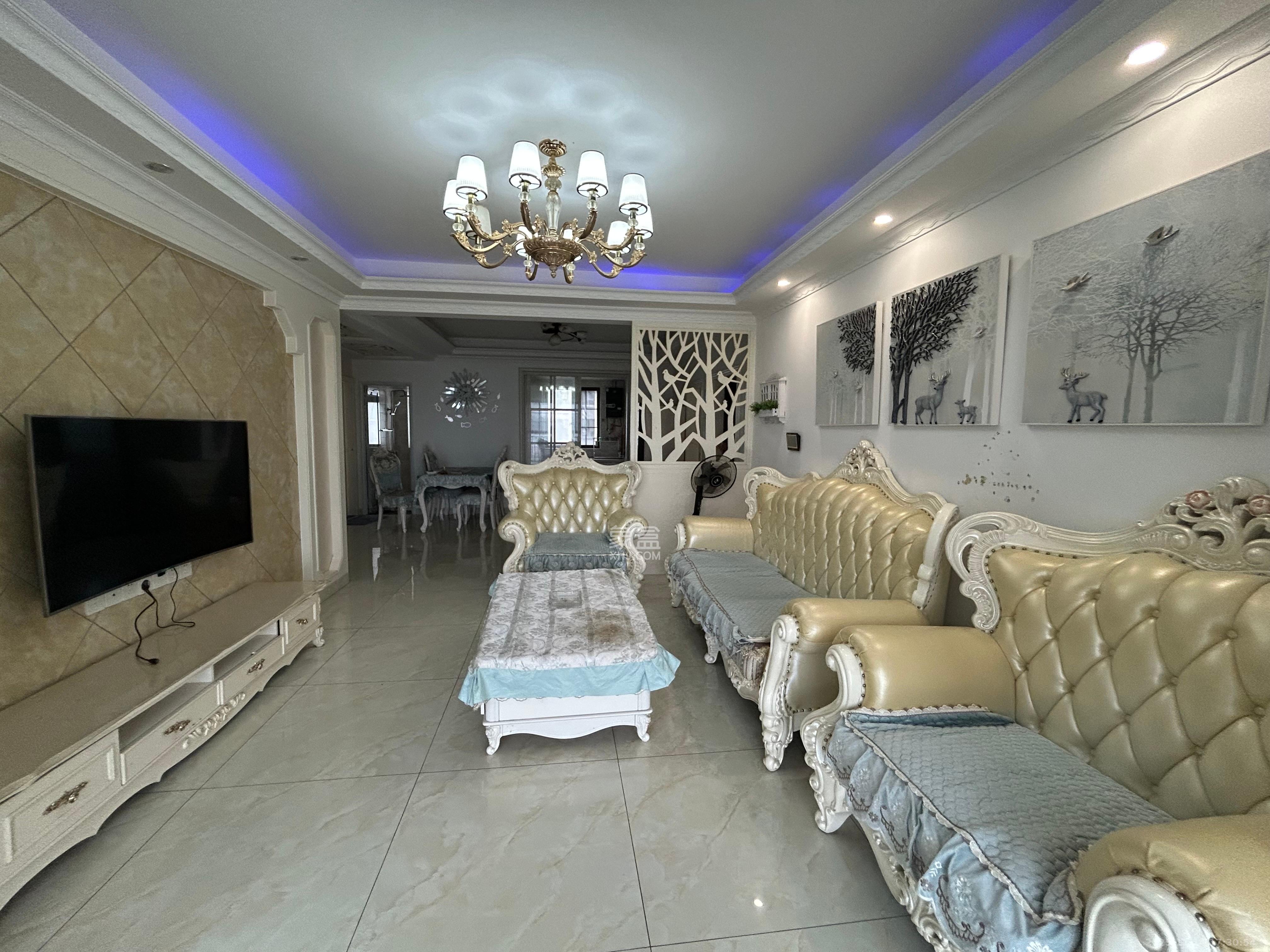 五矿沁园金城（春和景园）  4室2厅2卫    3100.0元/月室内图