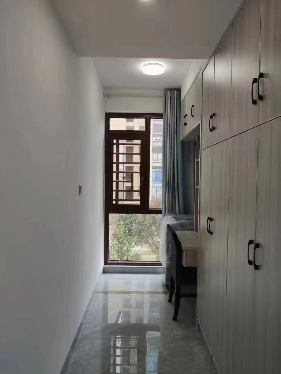 英伦首府金域豪廷  1室1厅1卫    1600.0元/月室内图