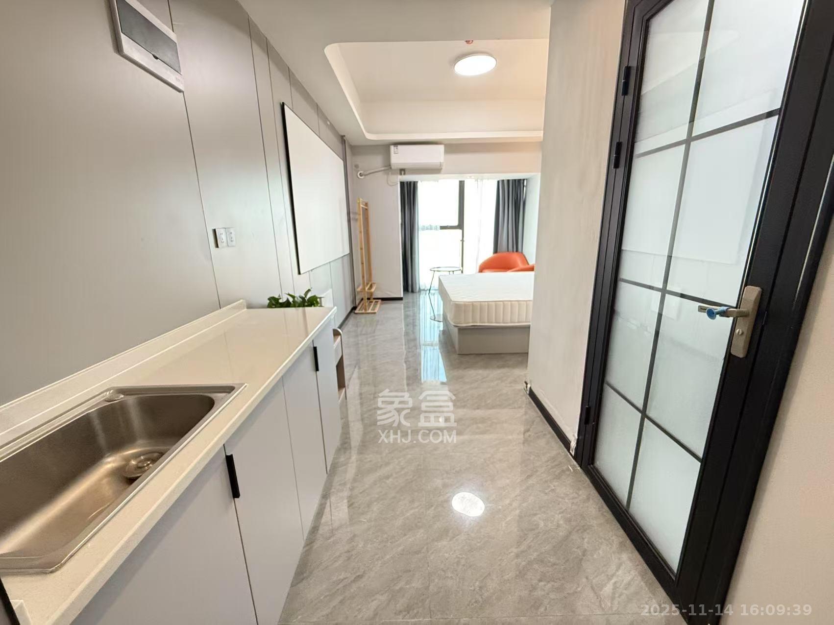 华润置地中心  1室1厅1卫    1900.0元/月室内图