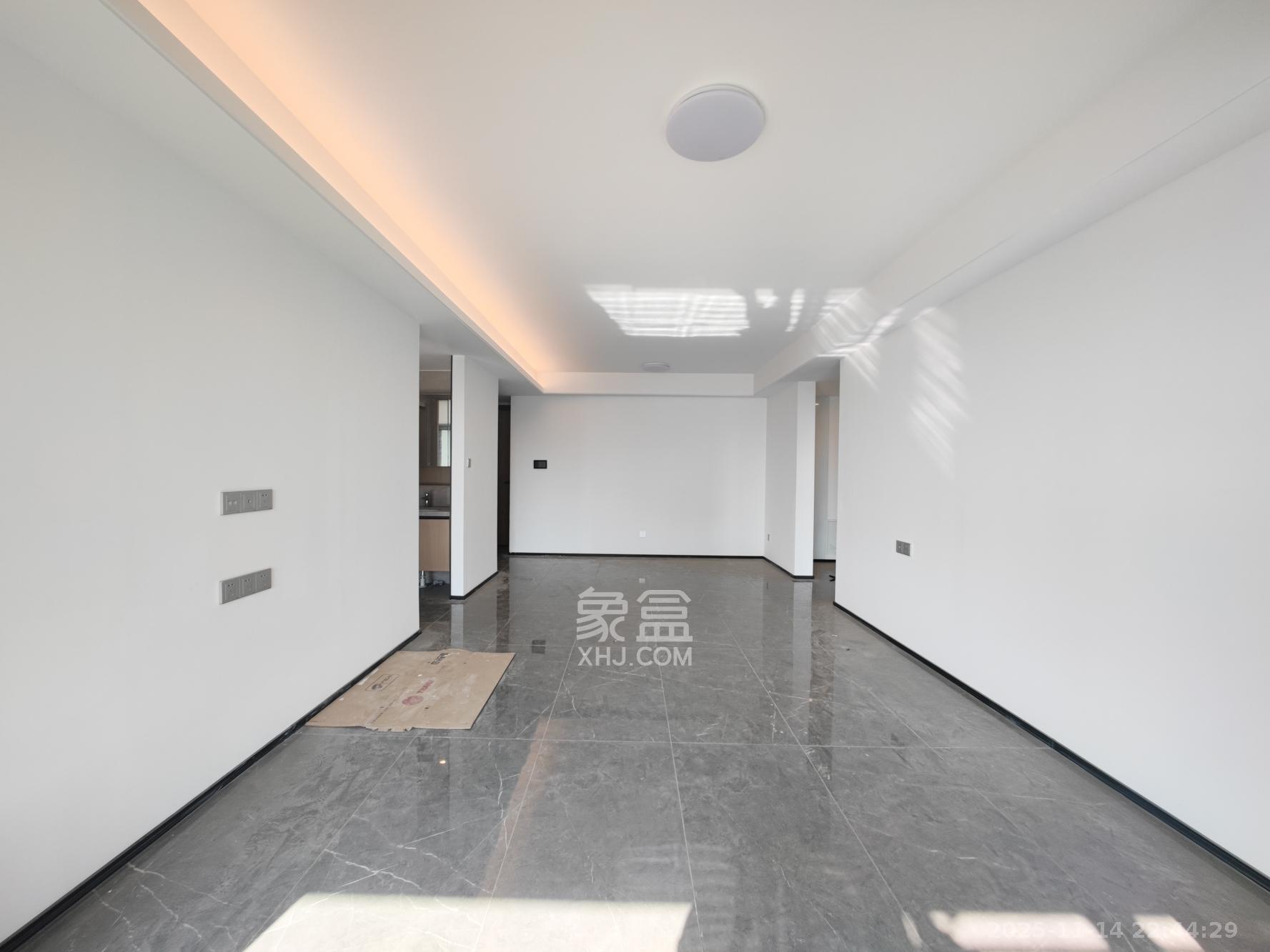 中海星樾府  3室2厅2卫    162.0万