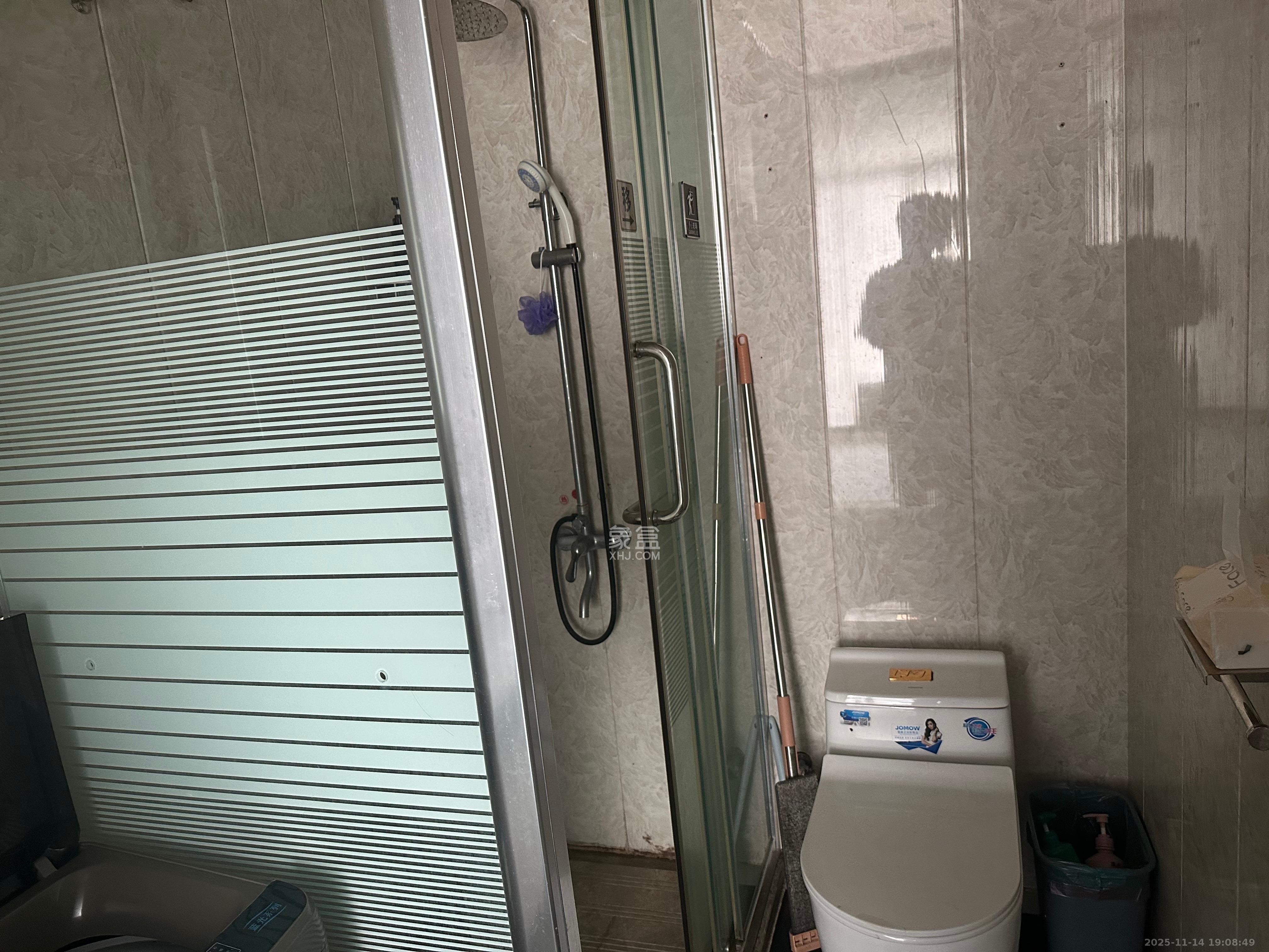 白沙湾嘉园  1室1厅1卫    1200.0元/月室内图