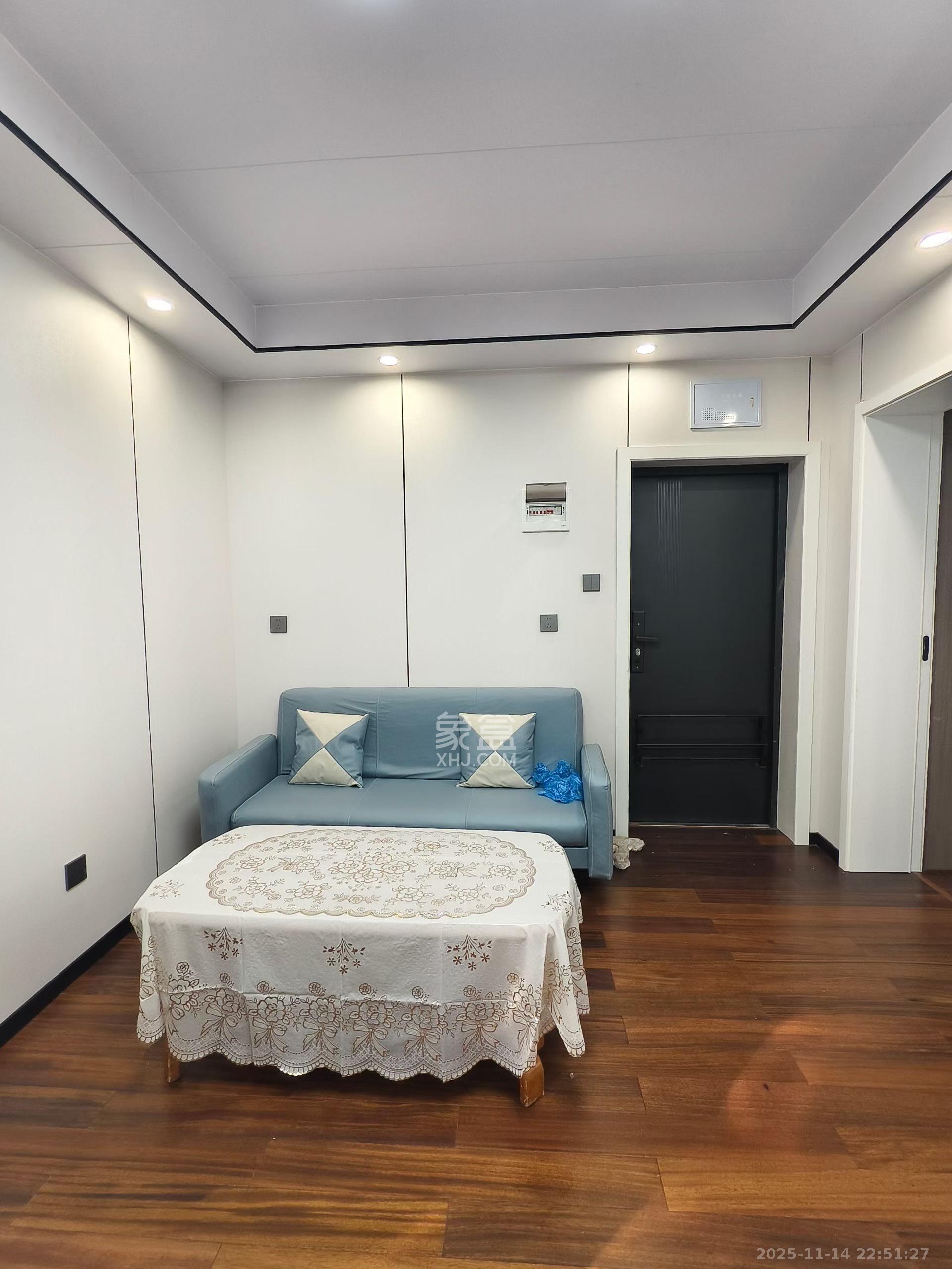 雨花大厦（云海大厦）  1室0厅0卫    1600.0元/月