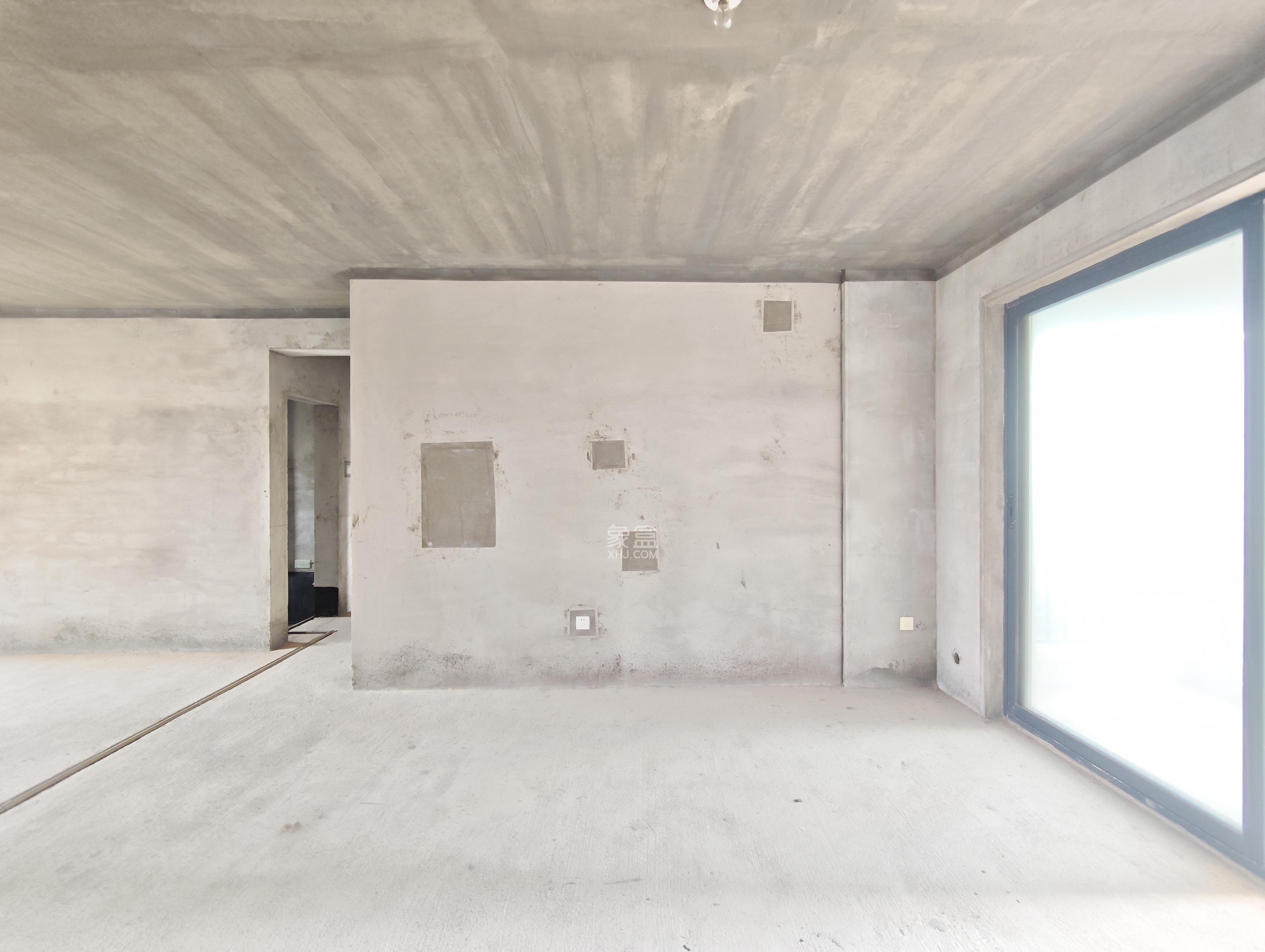 中建嘉和城  3室2厅2卫    90.0万