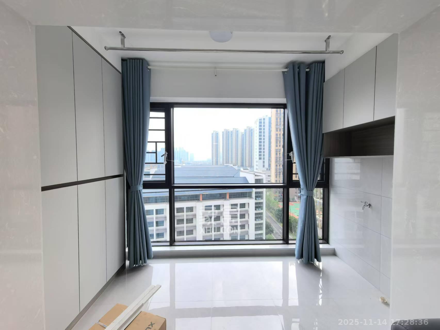 伊景园滨河苑 3室1厅1卫 2400.0元/月 伊景园滨河苑 3室1厅1卫 2400.0元/月室内图