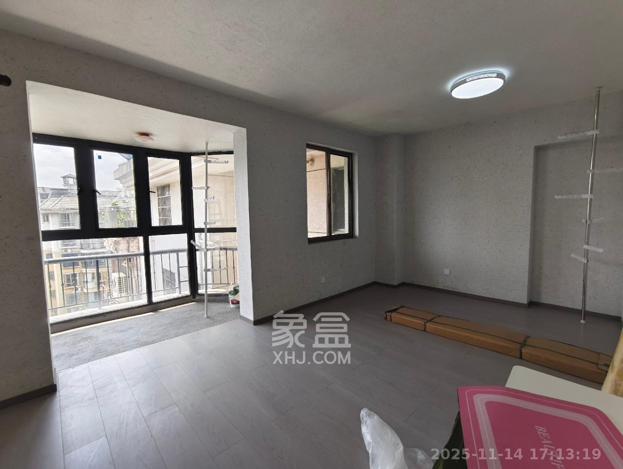 金色比华利  8室2厅4卫    4980.0元/月室内图