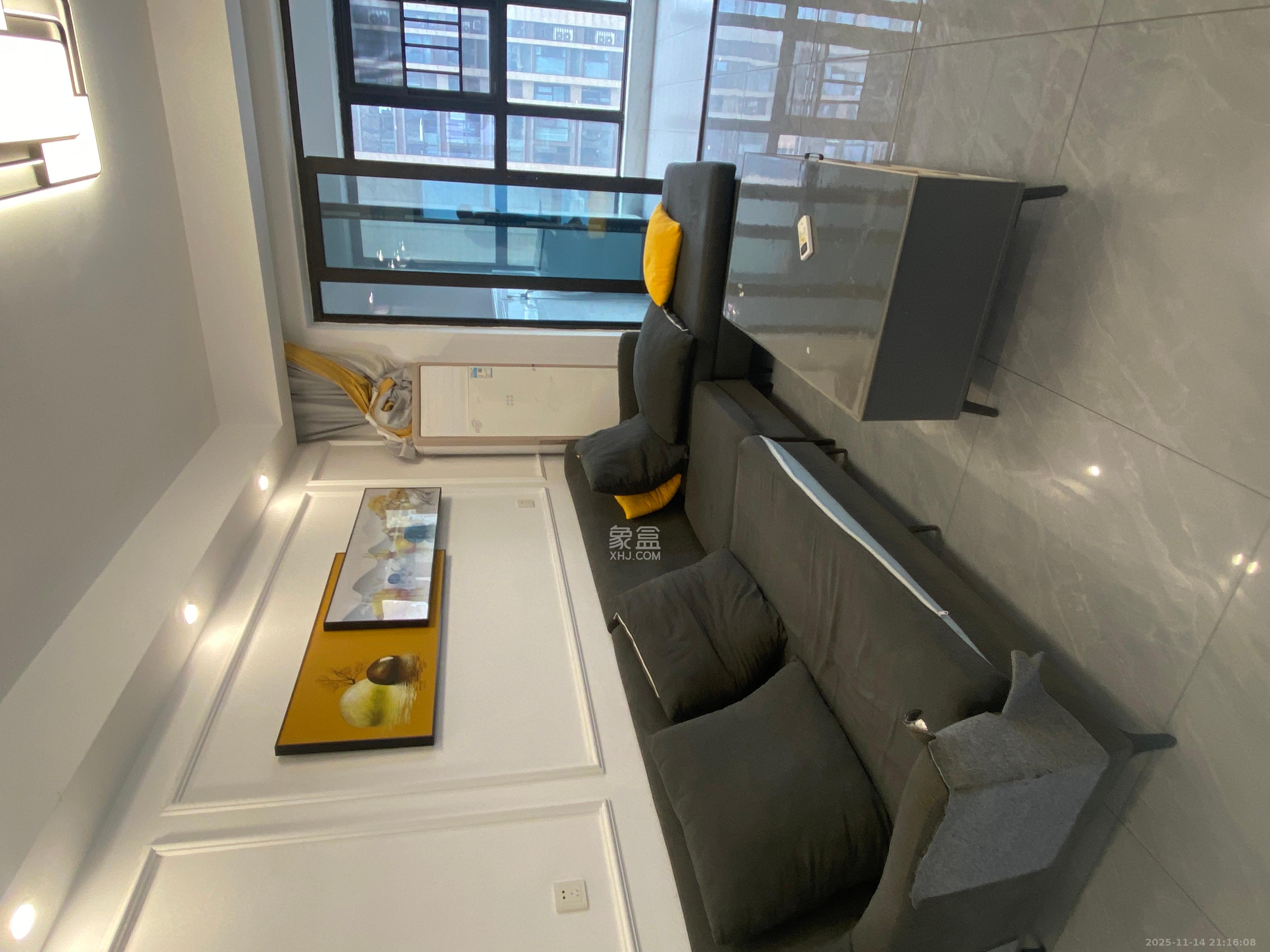 万科金域华府三四期  3室2厅1卫    2500.0元/月