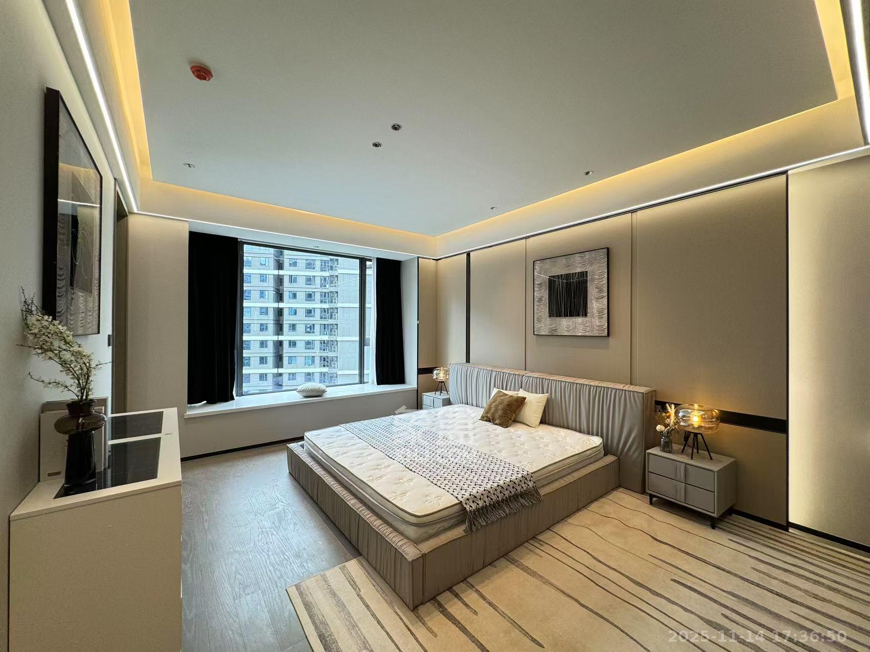 旭辉铂悦湘江  4室2厅4卫    16800.0元/月室内图