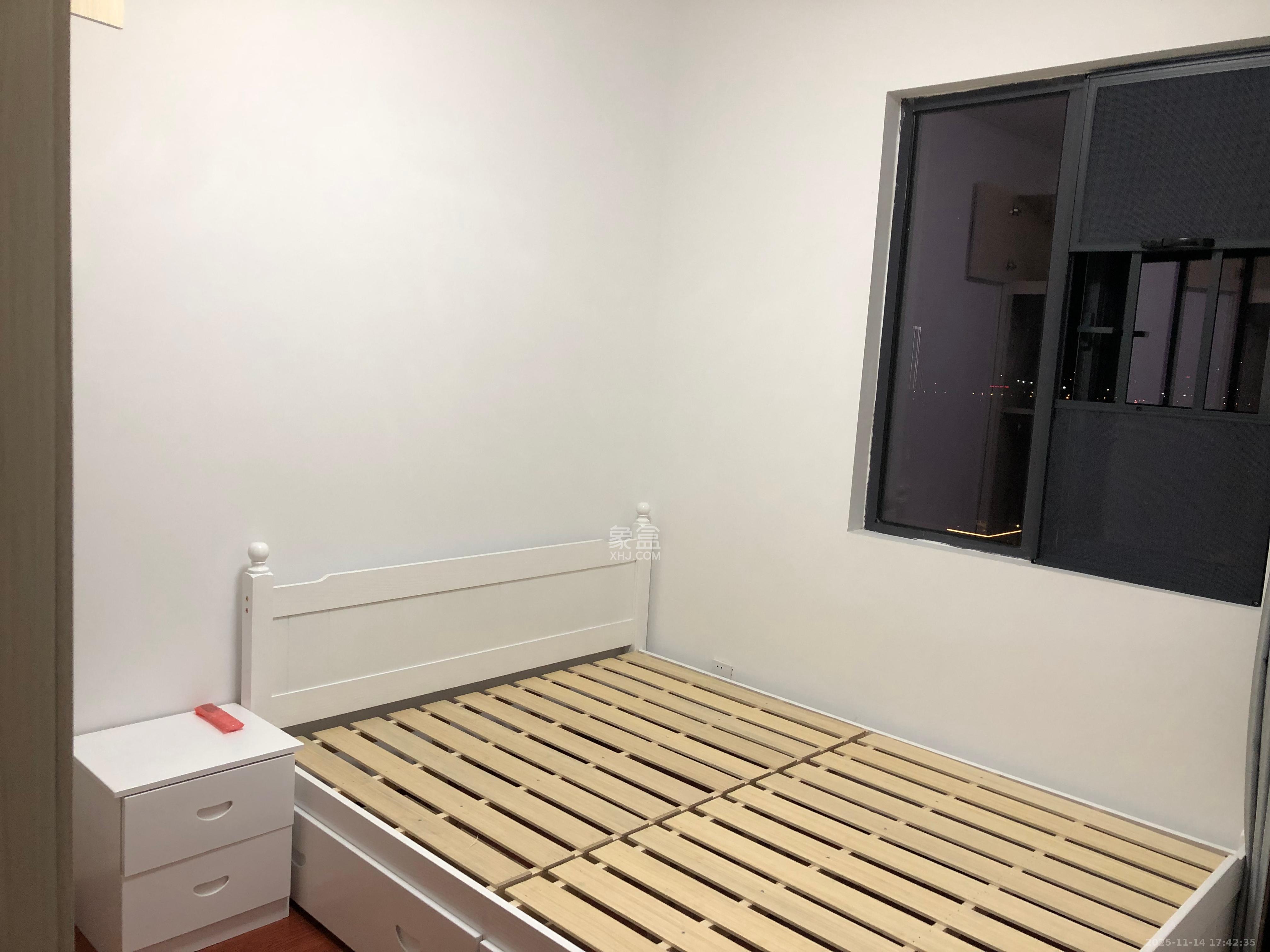 和顺洋湖壹号  3室2厅2卫    2700.0元/月