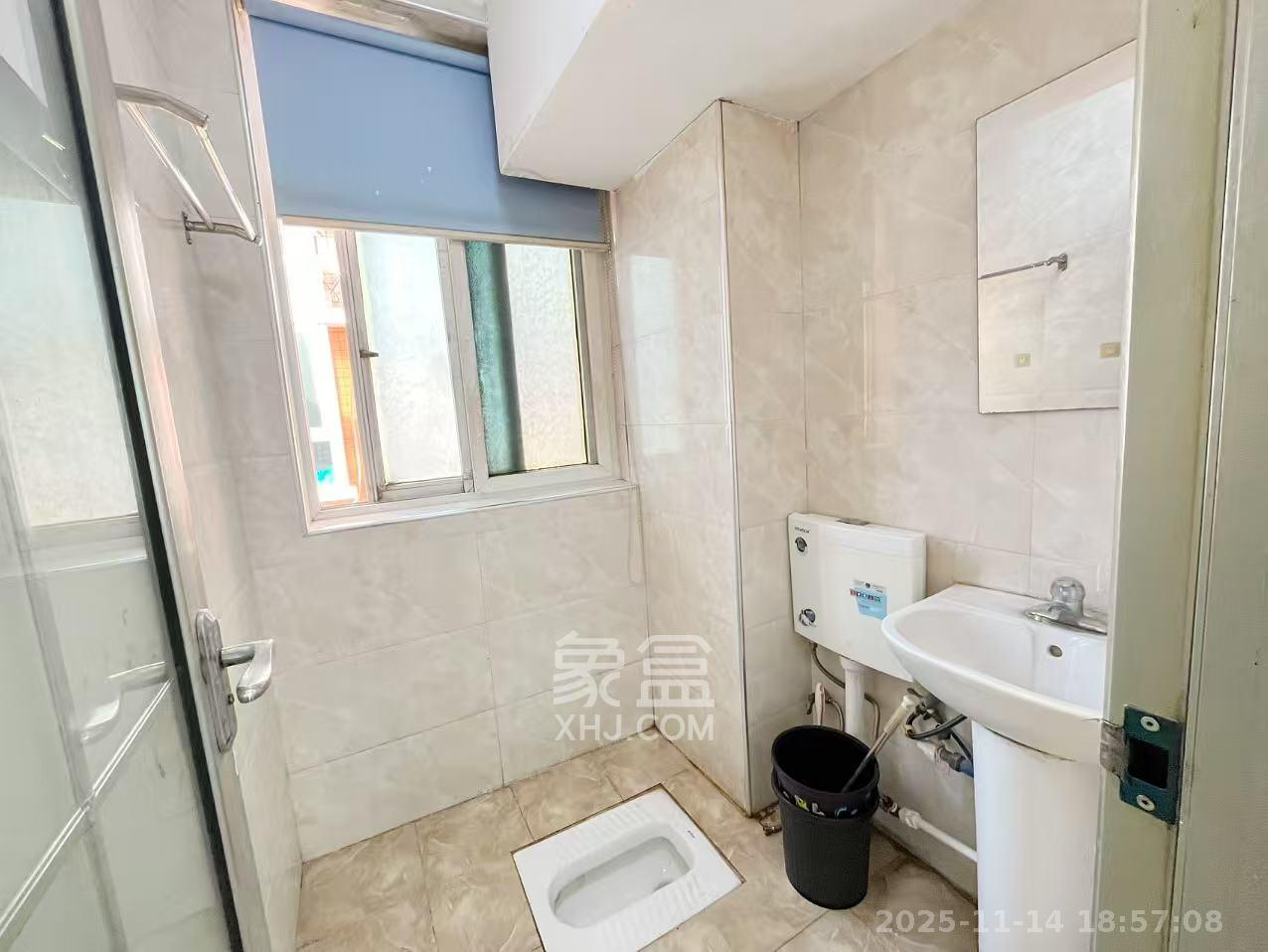 兴威名城  4室2厅2卫    2800.0元/月室内图