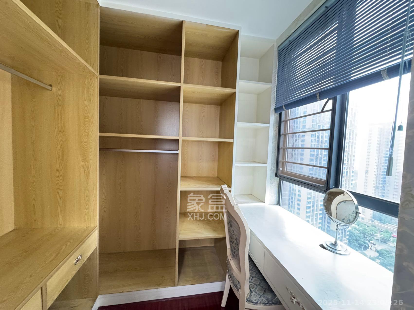 方略城市广场  3室2厅2卫    2200.0元/月室内图