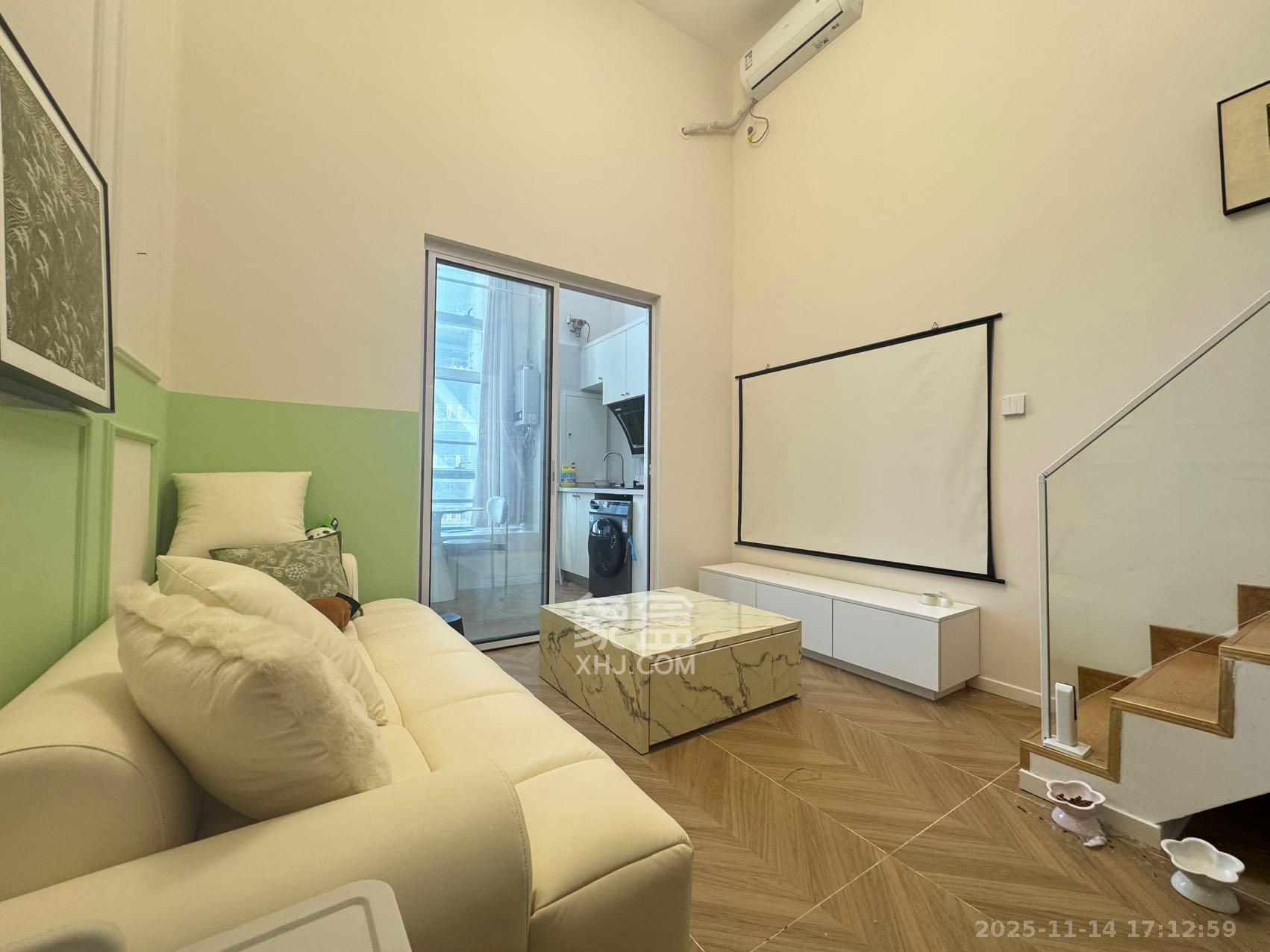 复地滨江金融中心 1室1厅1卫 2100.0元/月 复地滨江金融中心 1室1厅1卫 2100.0元/月室内图