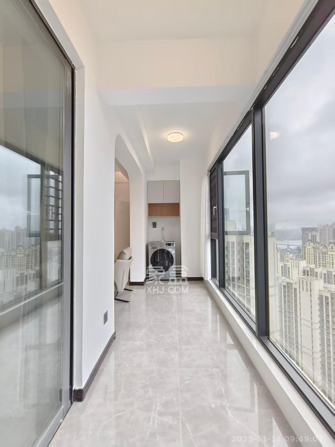 卓越中寰 3室3厅2卫 4700.0元/月 卓越中寰 3室3厅2卫 4700.0元/月室内图