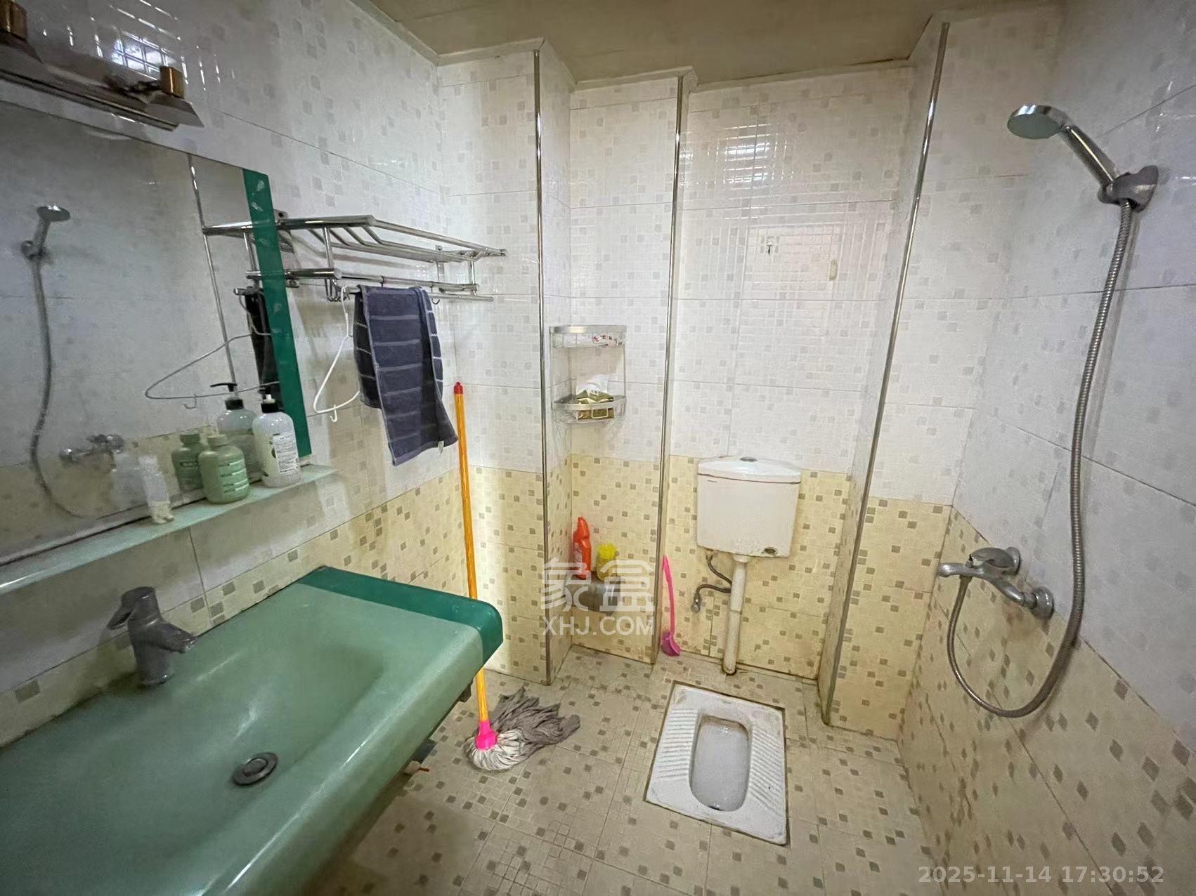 海林馨香雅苑  3室2厅1卫    2000.0元/月室内图