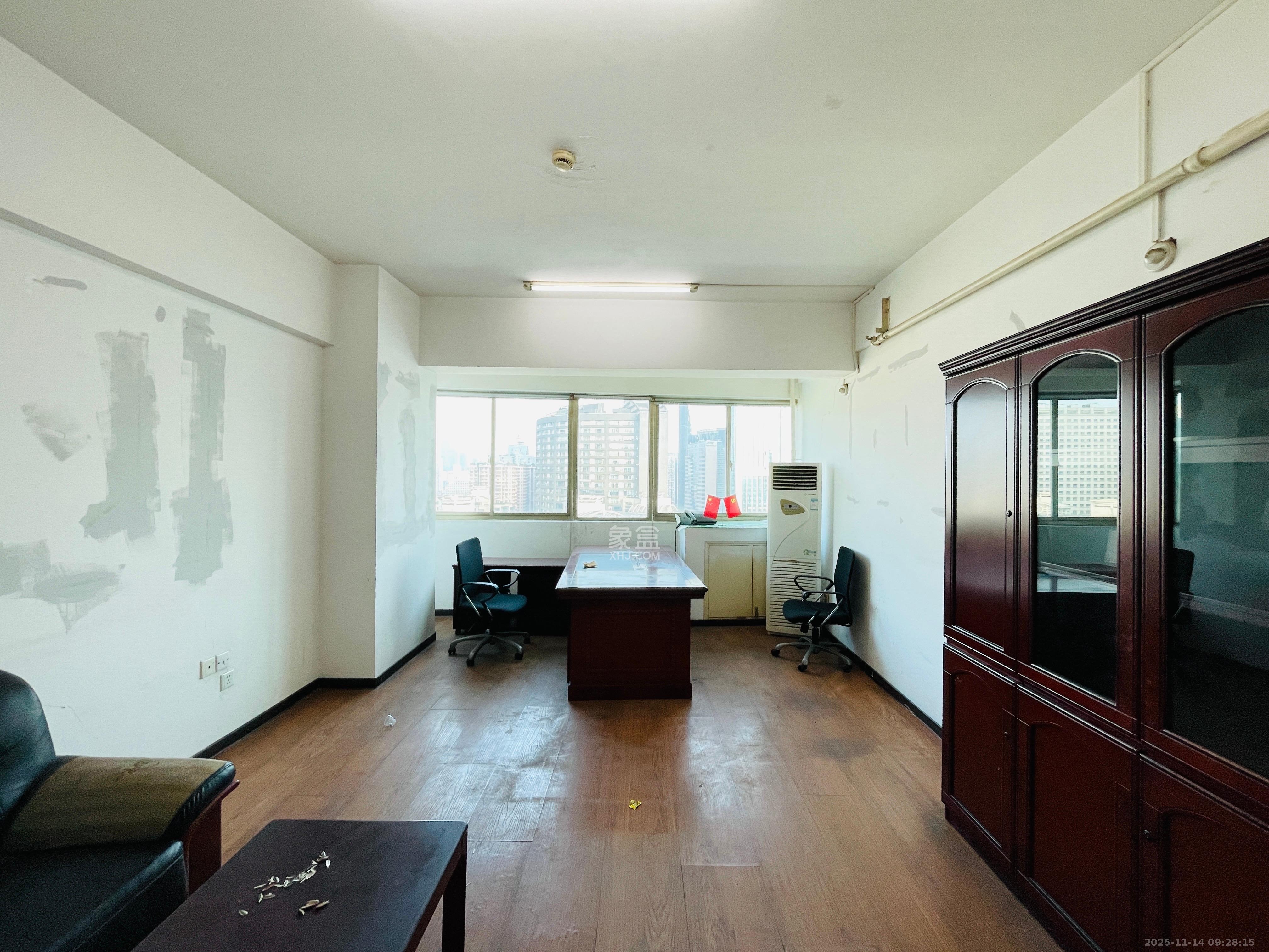 上城星座 1室0厅1卫 1200.0元/月 上城星座 1室0厅1卫 1200.0元/月室内图