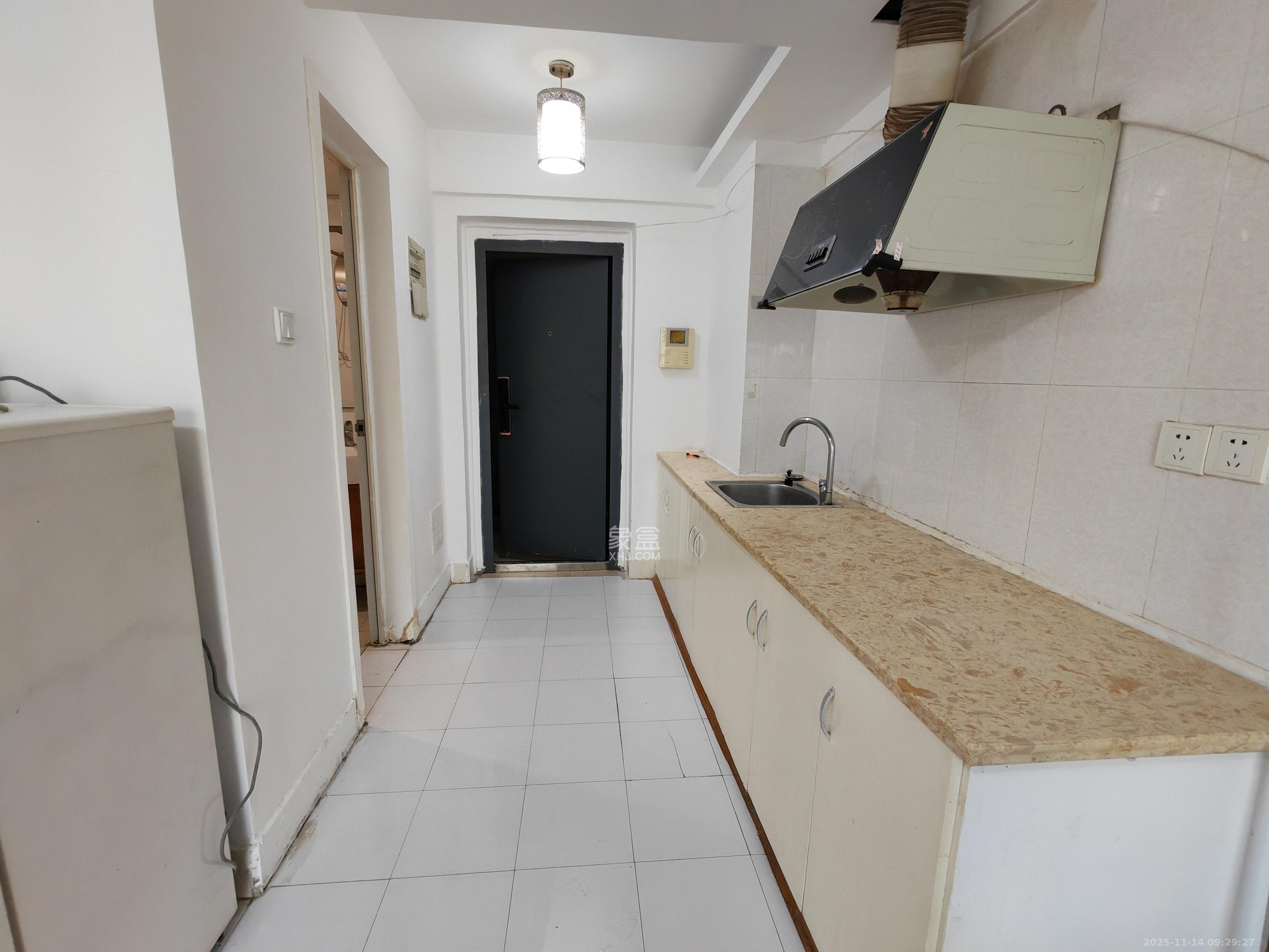 天健芙蓉盛世一期  1室0厅1卫    1450.0元/月室内图