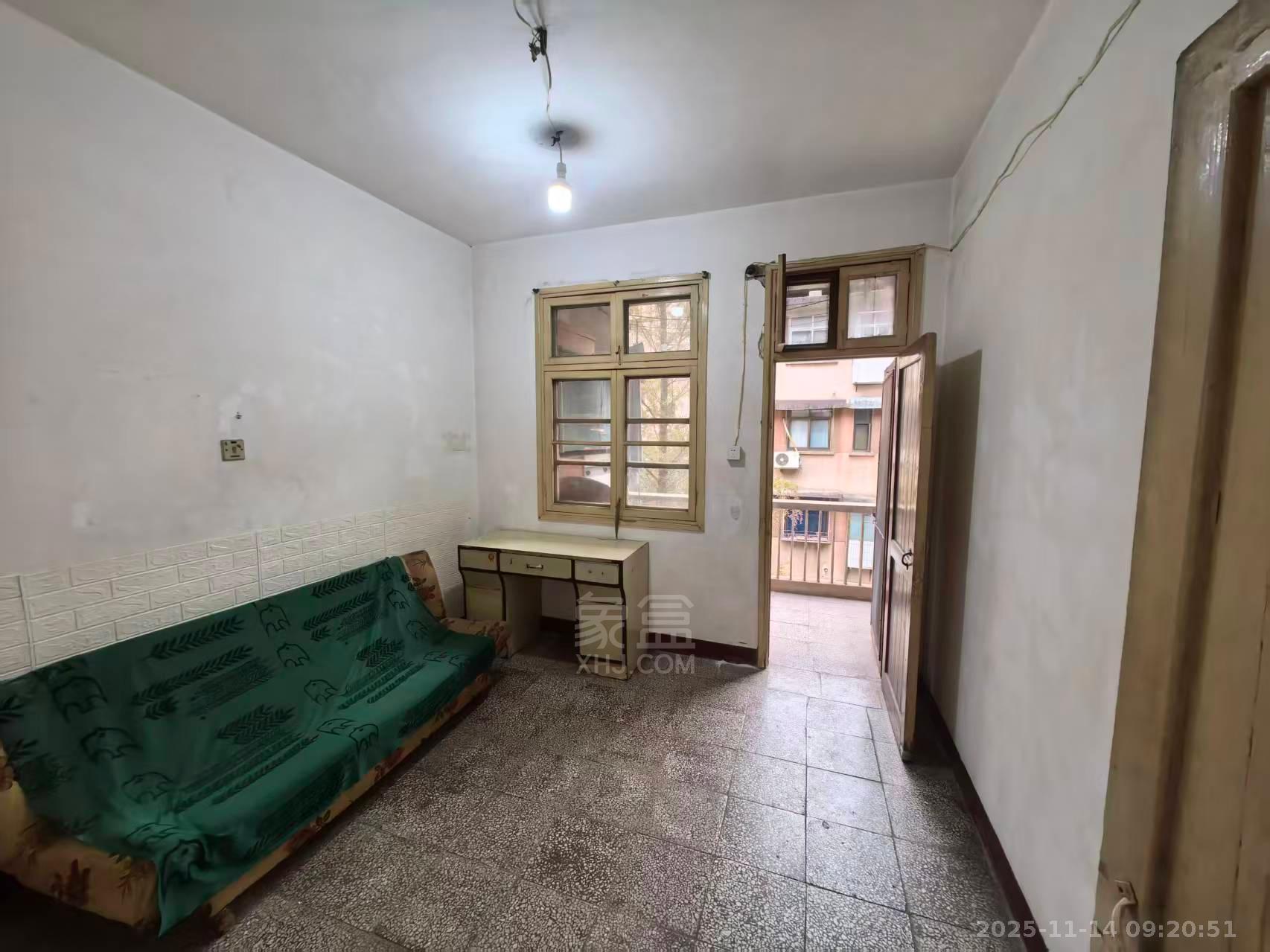 红旗北路散盘  2室1厅1卫    550.0元/月室内图