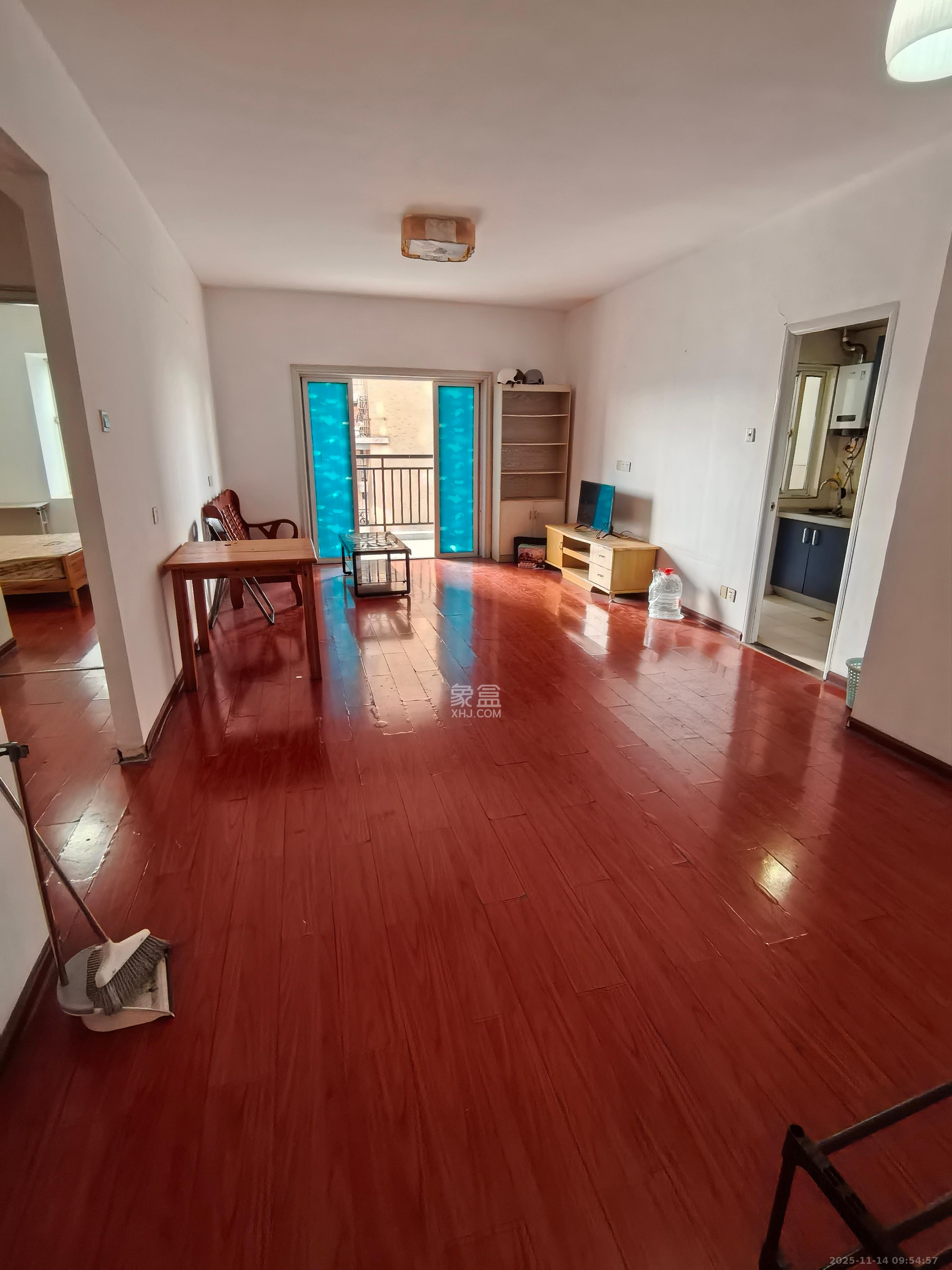 紫晶城 2室2厅1卫 1300.0元/月 紫晶城 2室2厅1卫 1300.0元/月室内图