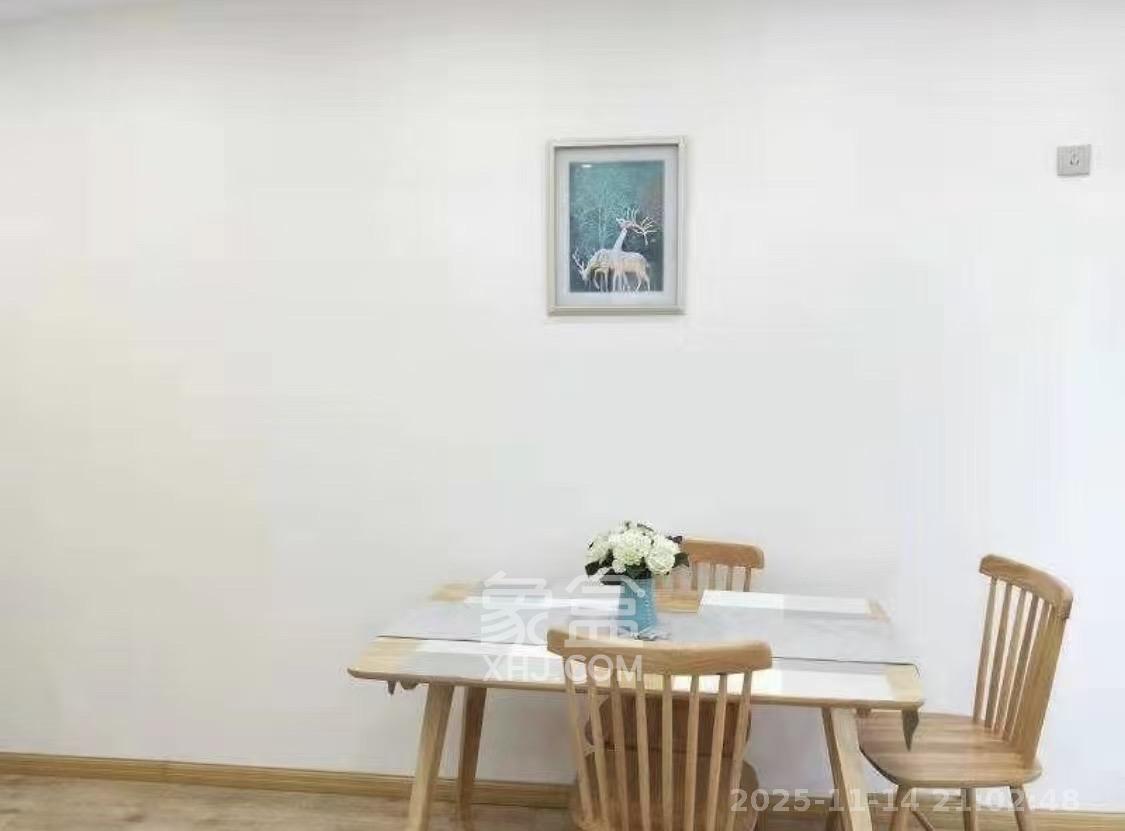 自由.com(自由大厦) 1室1厅1卫 2200.0元/月 自由.com(自由大厦) 1室1厅1卫 2200.0元/月室内图