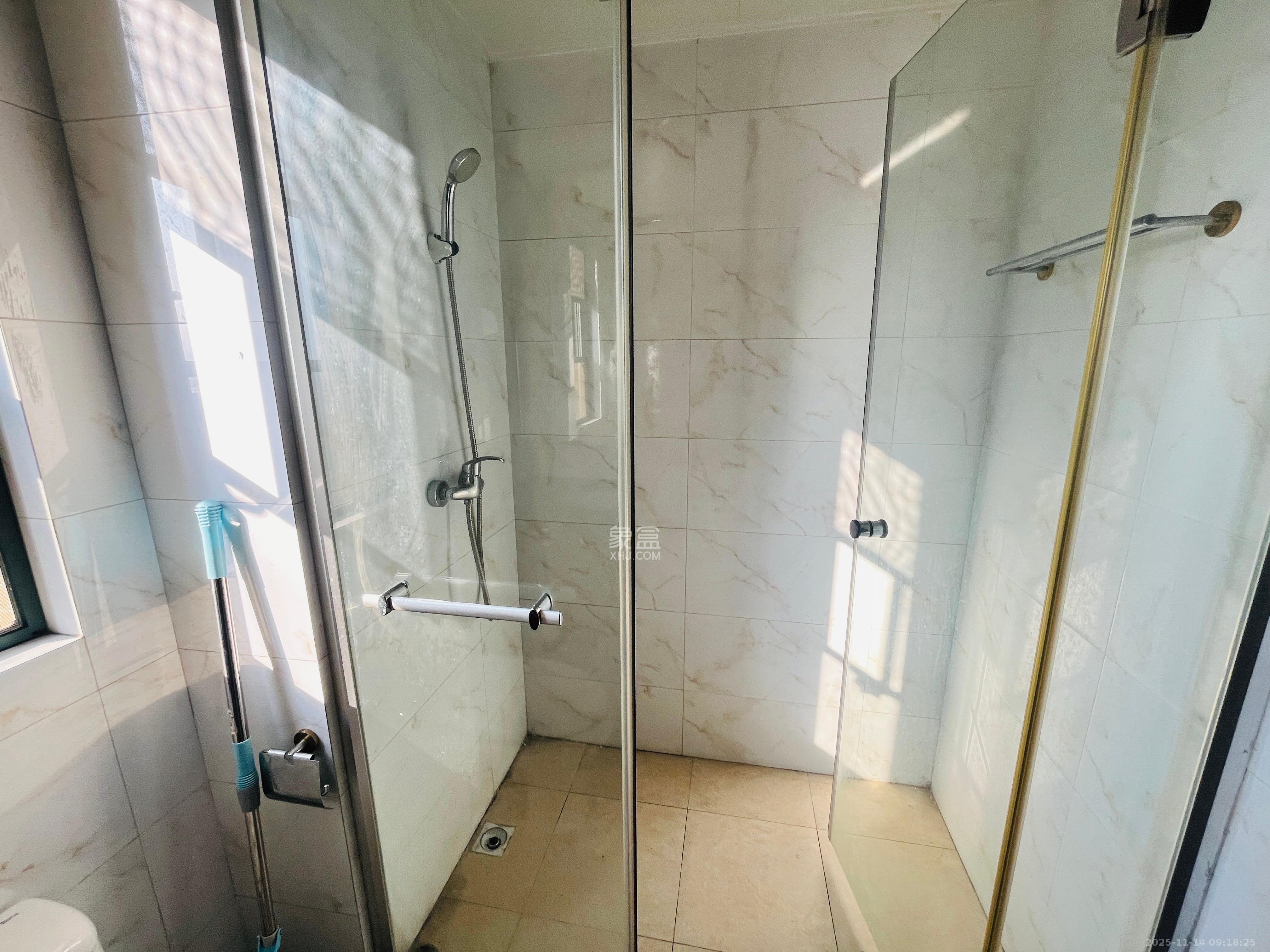 恒大御景湾  1室1厅1卫    2500.0元/月室内图